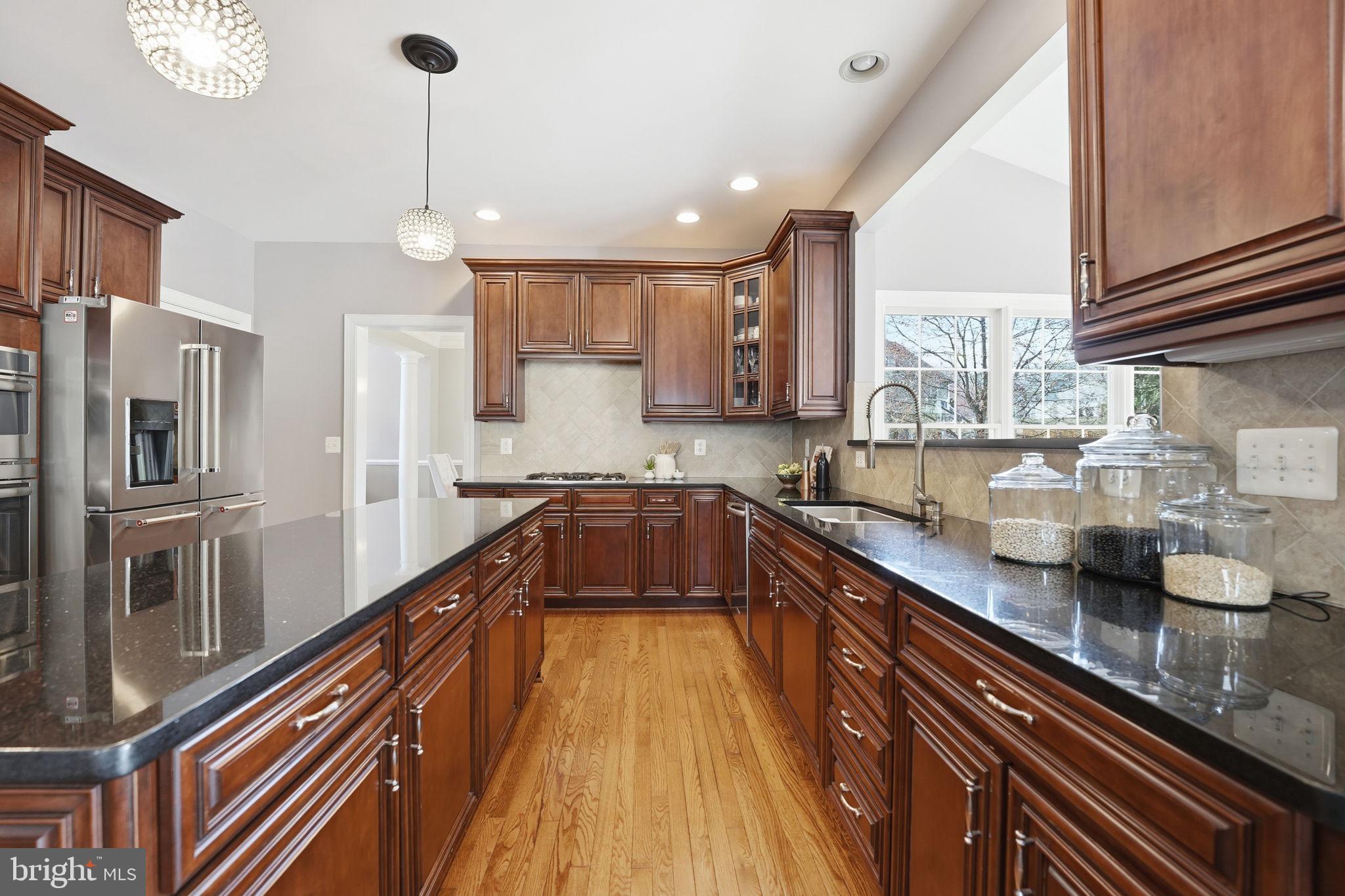 DOMINION VALLEY COUNTRY CLUB - Residential