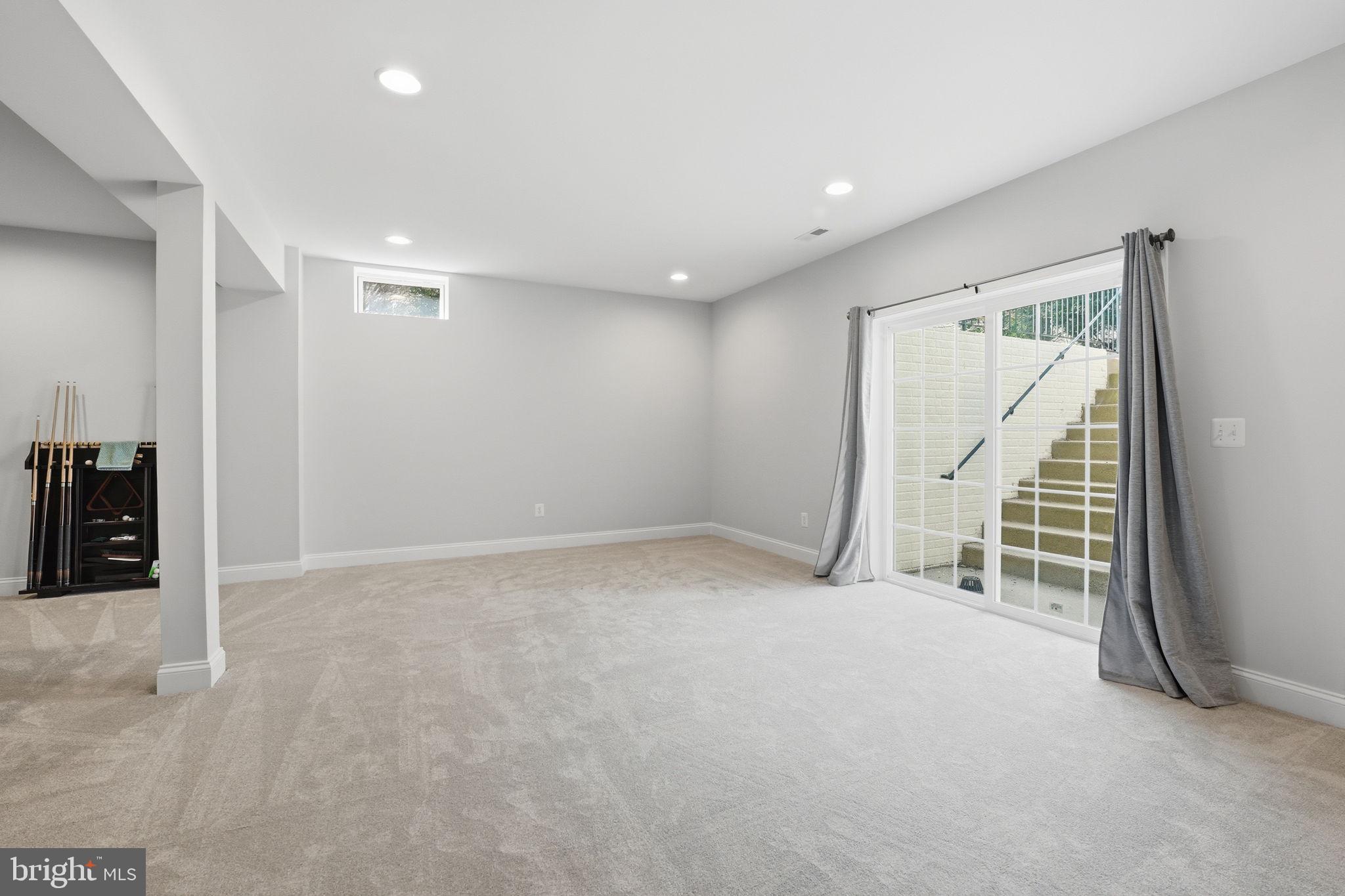 DOMINION VALLEY COUNTRY CLUB - Residential