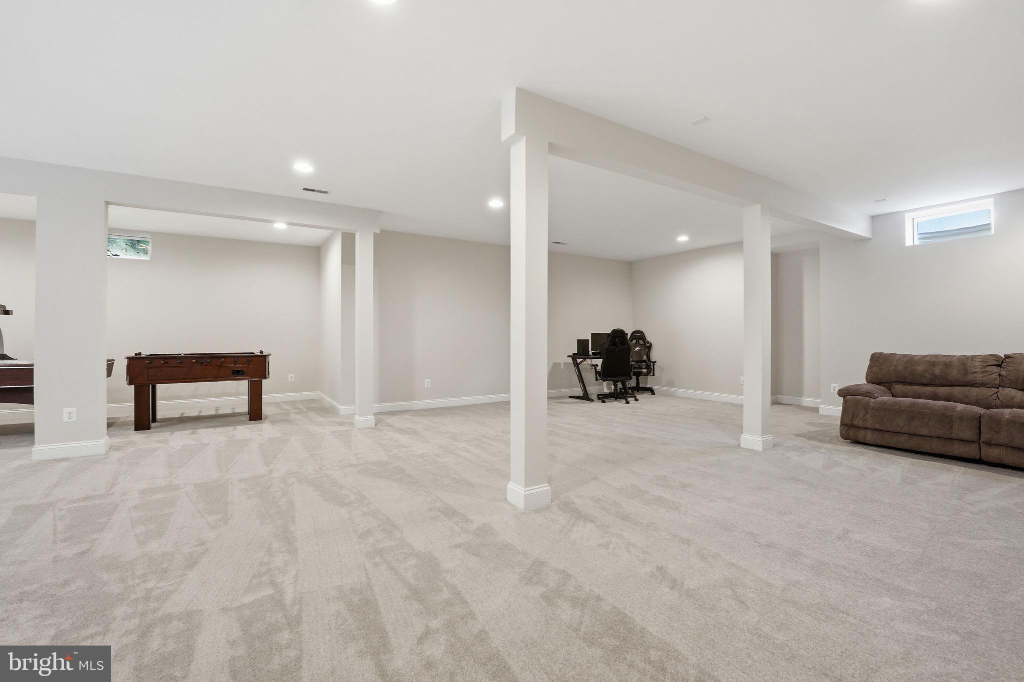 DOMINION VALLEY COUNTRY CLUB - Residential