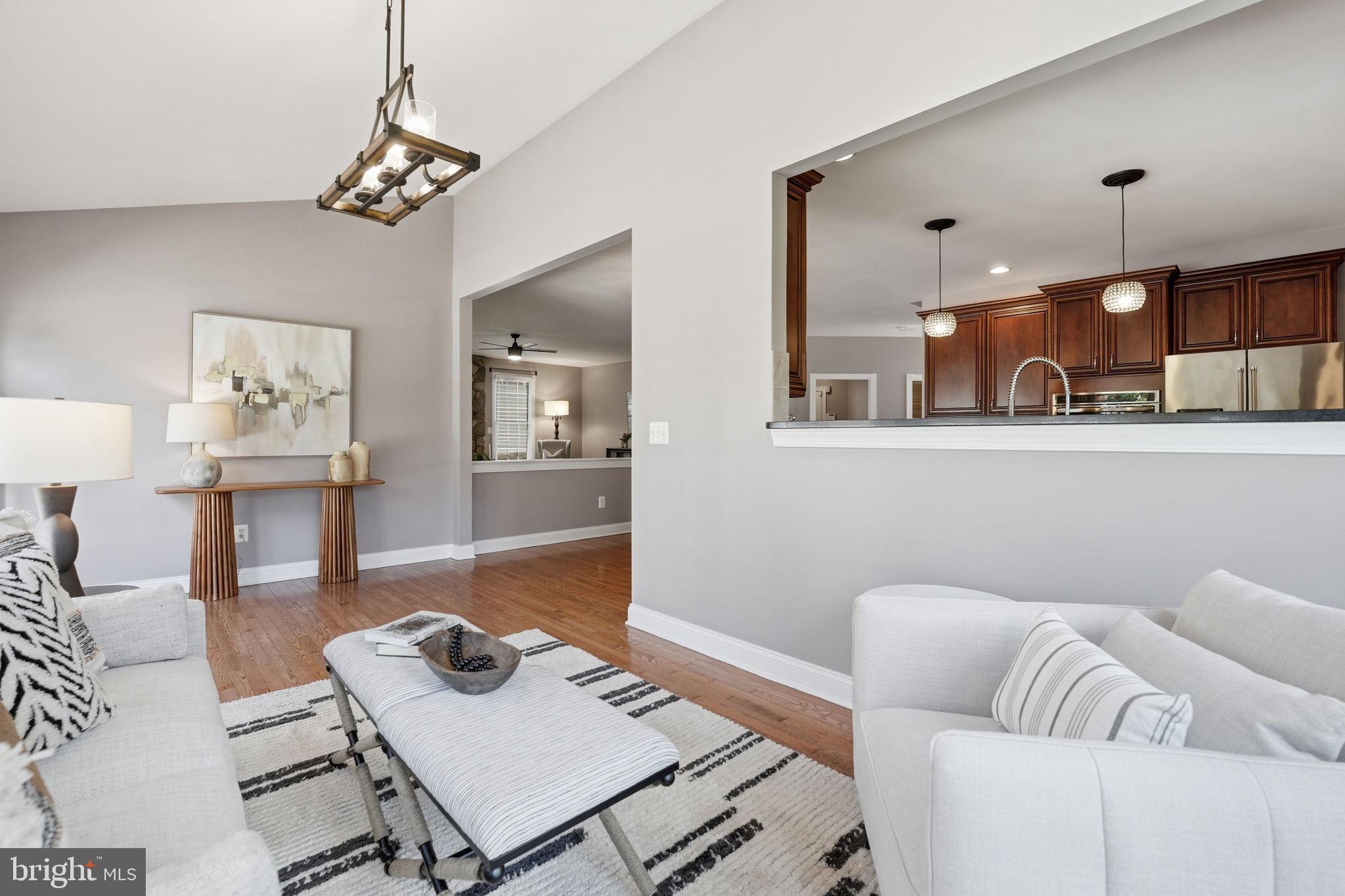 DOMINION VALLEY COUNTRY CLUB - Residential