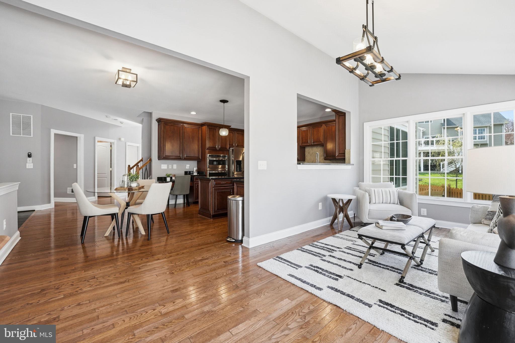 DOMINION VALLEY COUNTRY CLUB - Residential