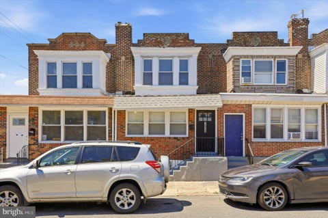 Townhouse For Sale - 2658 S Shields Street<br/> PHILADELPHIA, PA 19142