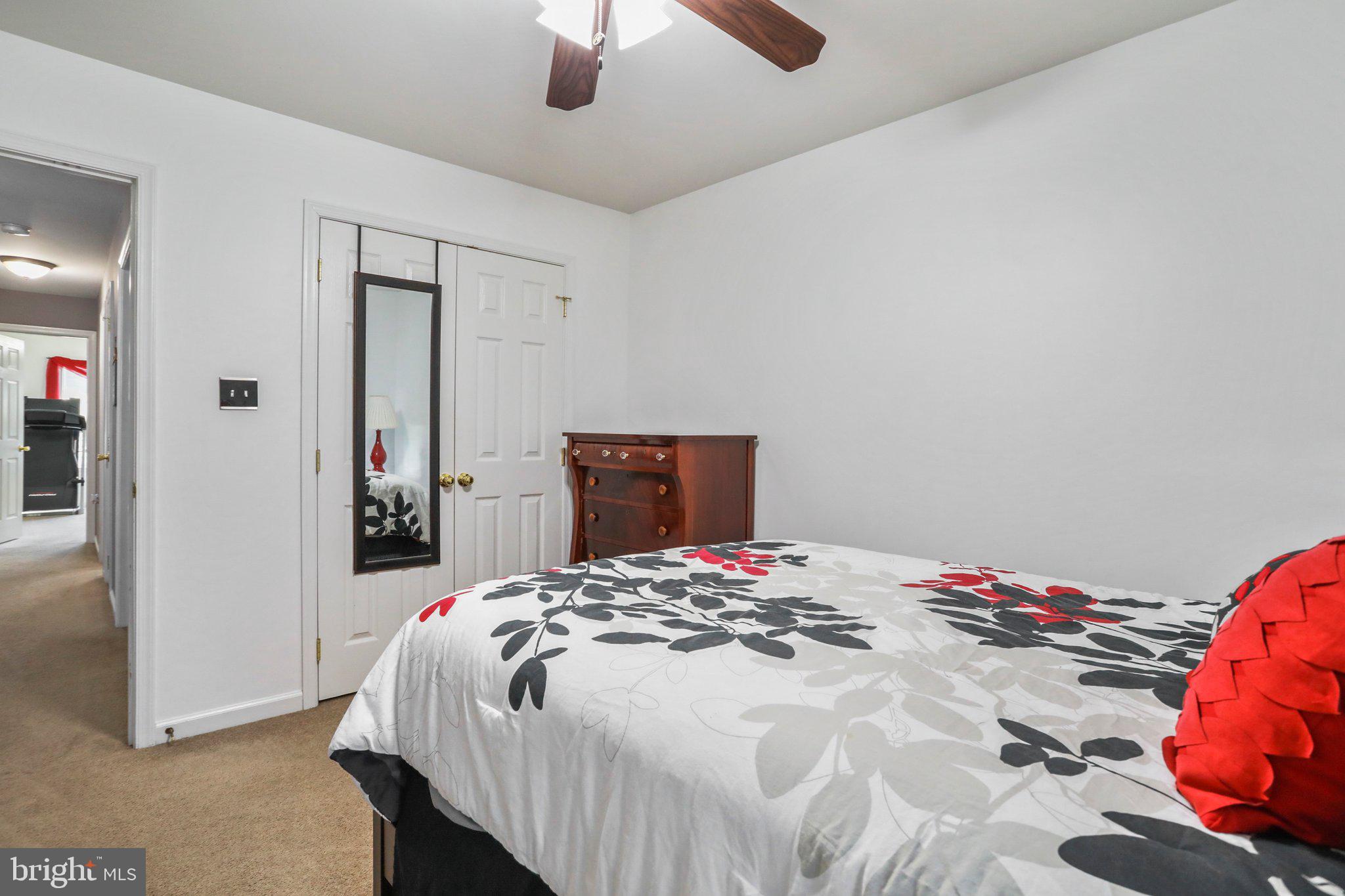 BRIAR RUN - Residential