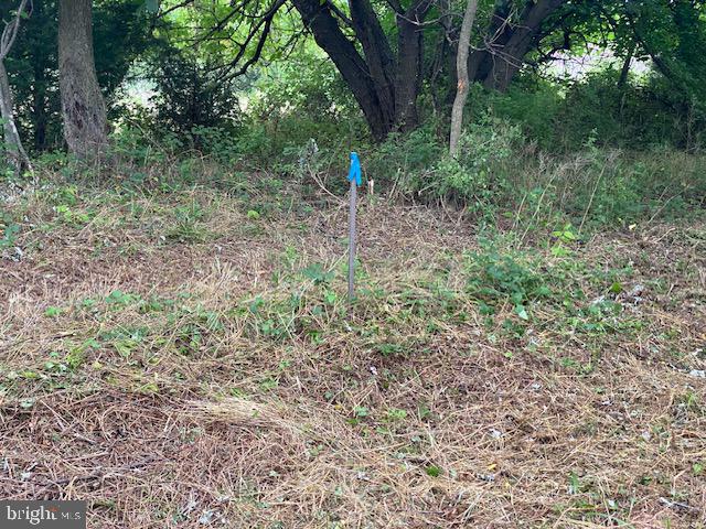 NONE AVAILABLE - Land