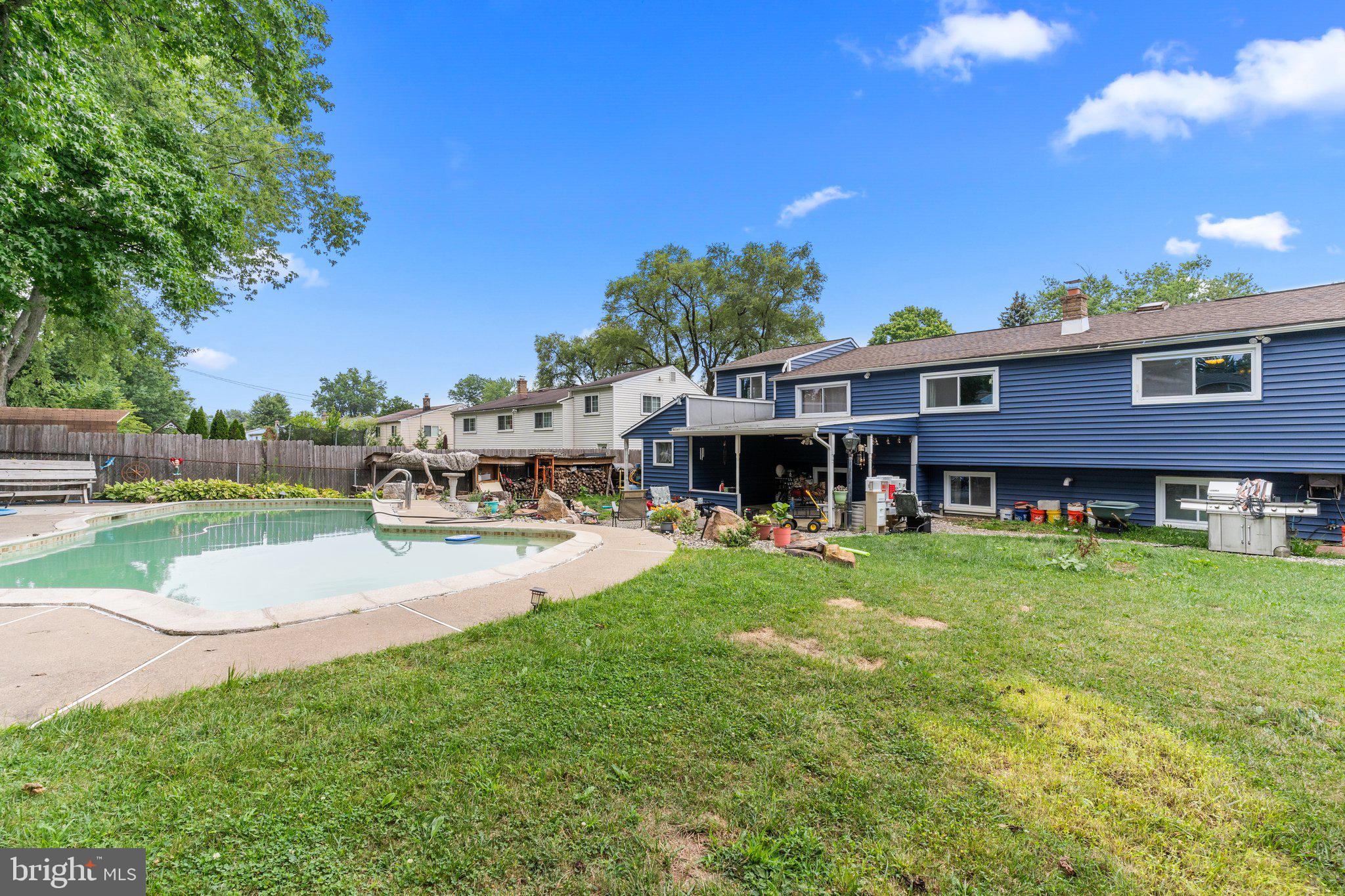 WARMINSTER VIL - Residential