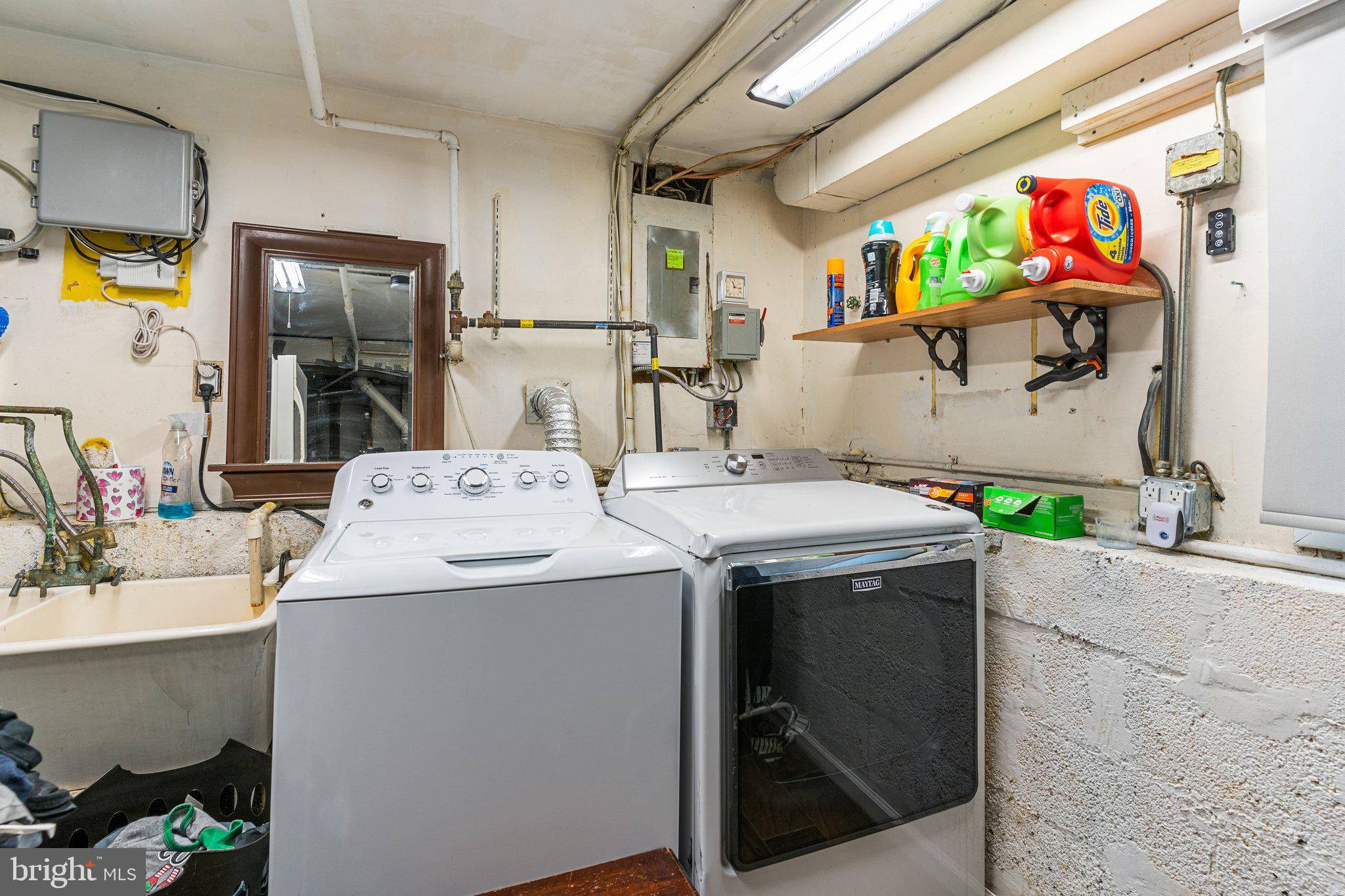 WARMINSTER VIL - Residential