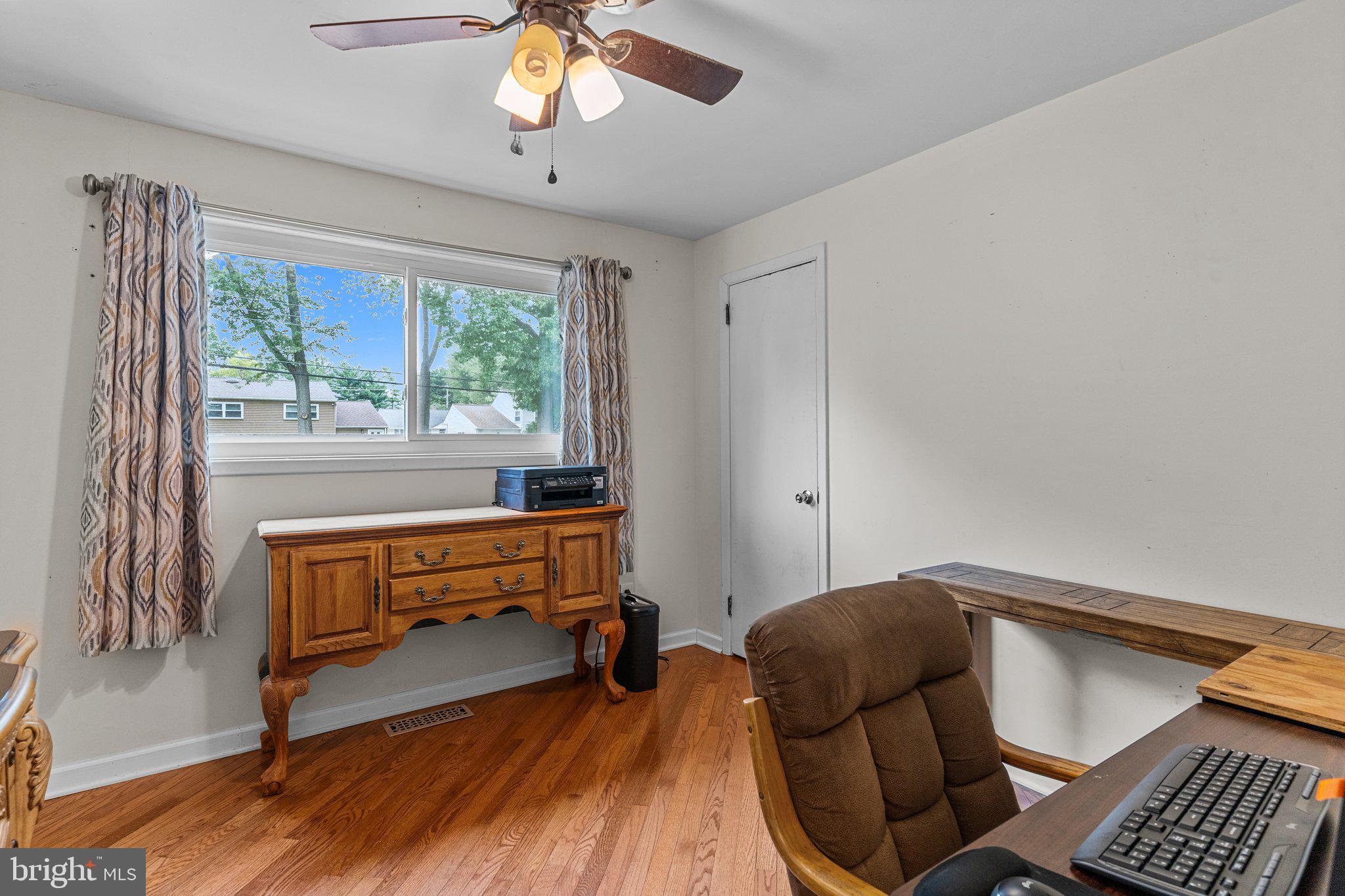 WARMINSTER VIL - Residential