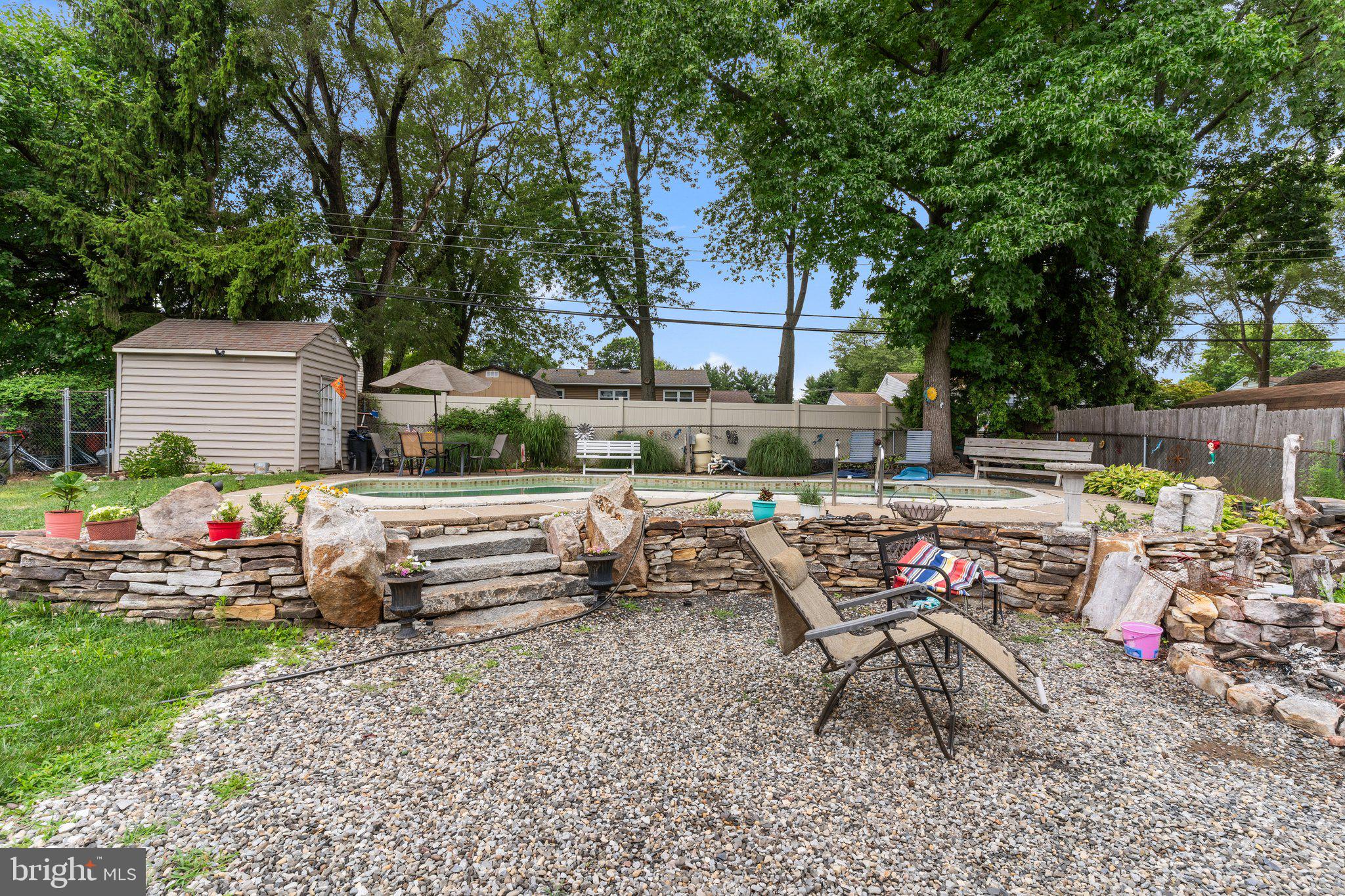 WARMINSTER VIL - Residential