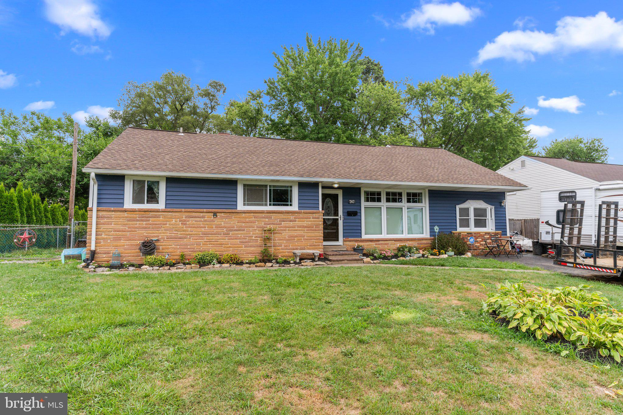 WARMINSTER VIL - Residential