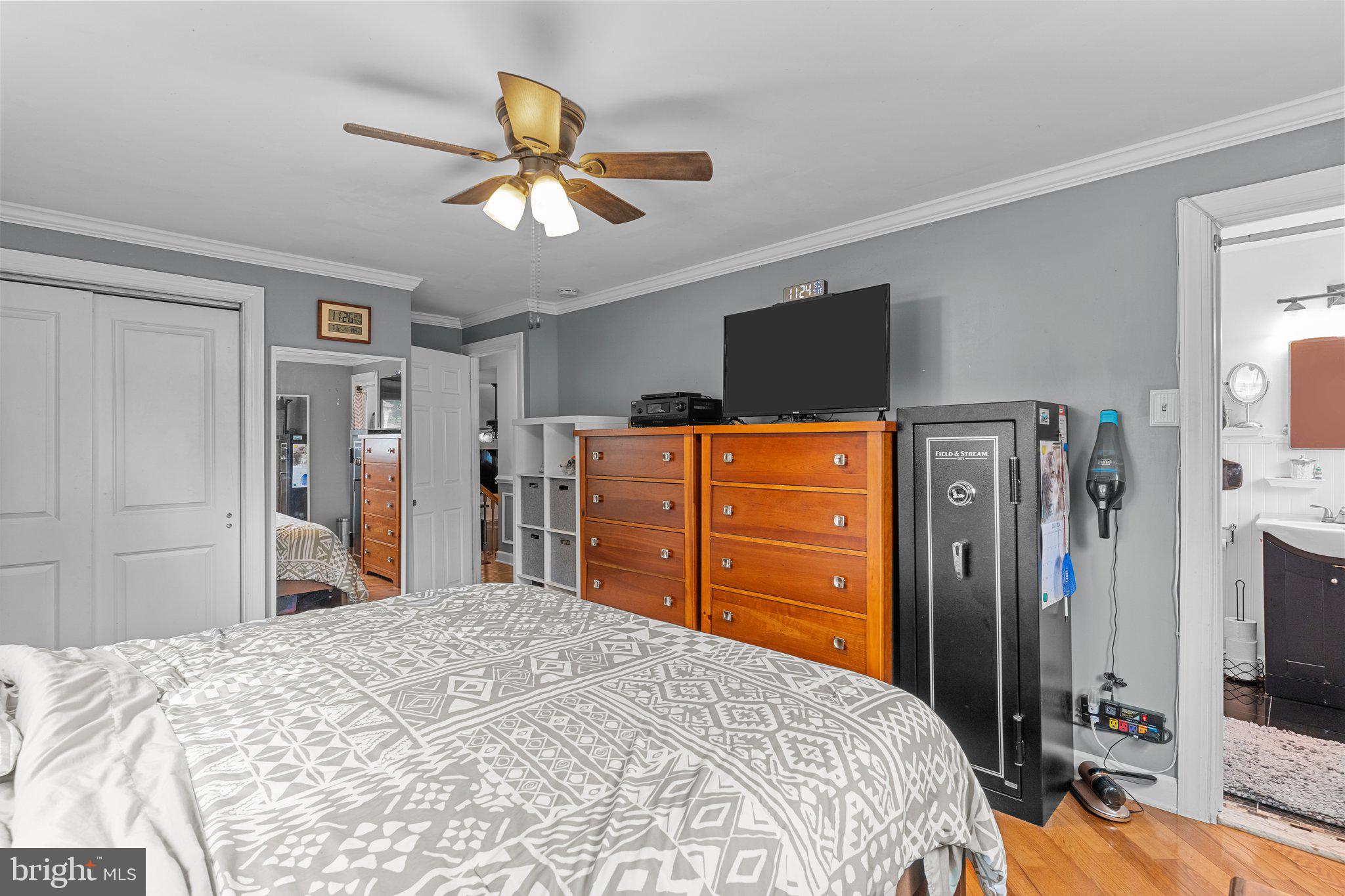 WARMINSTER VIL - Residential