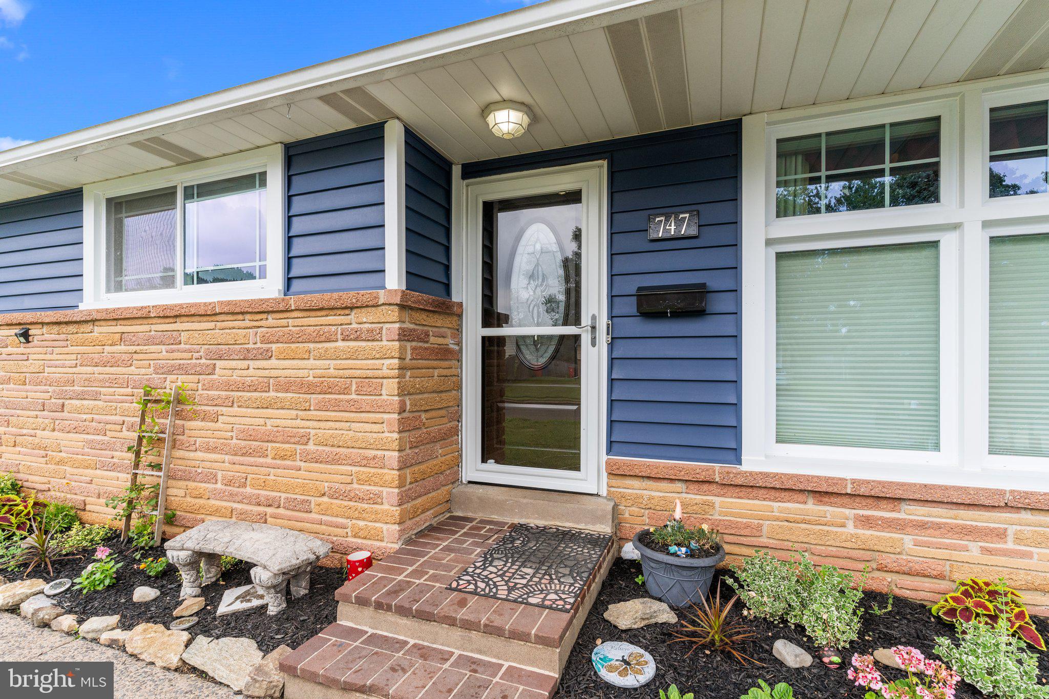 WARMINSTER VIL - Residential