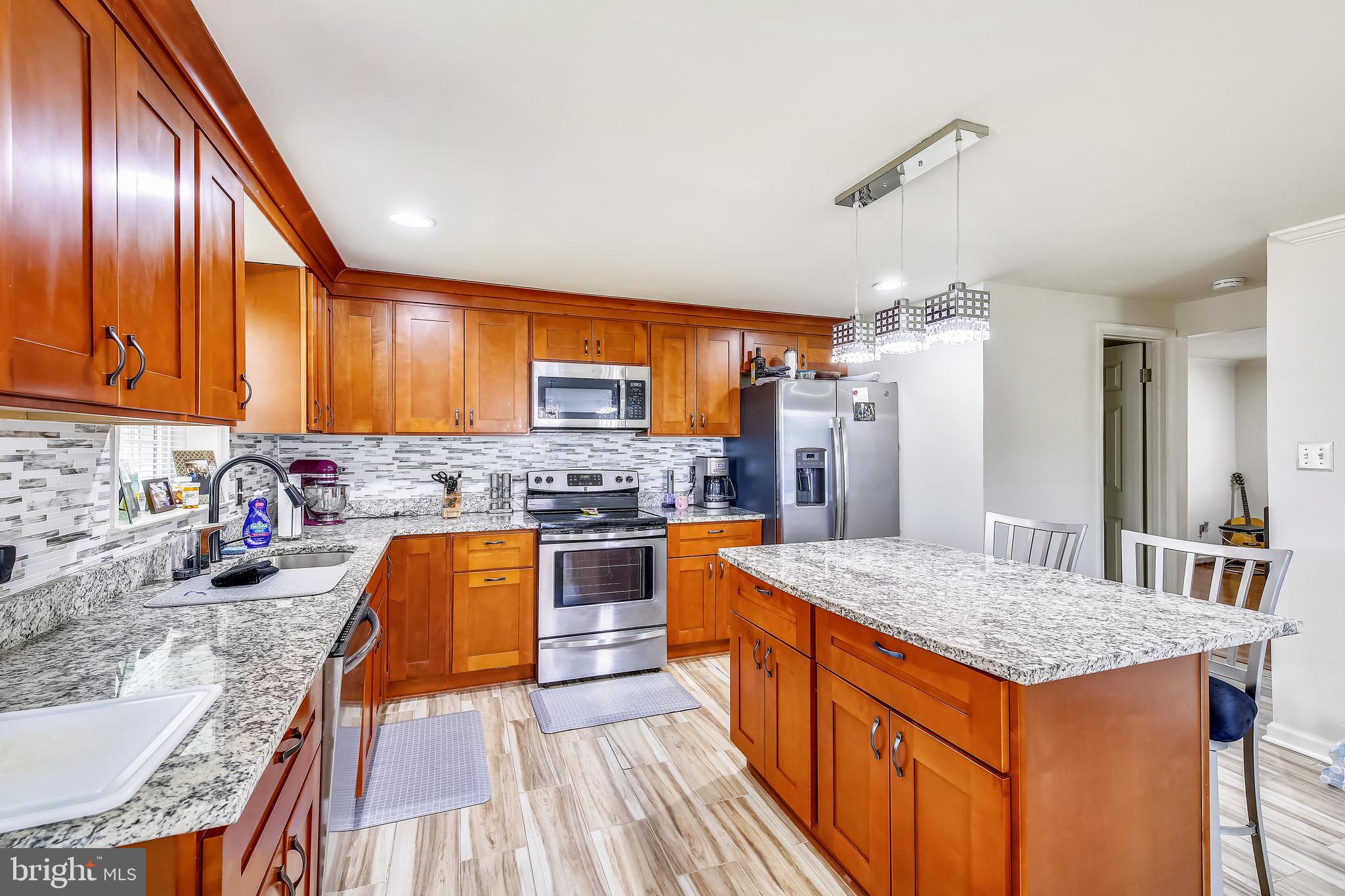 FALLSREACH - Residential Lease