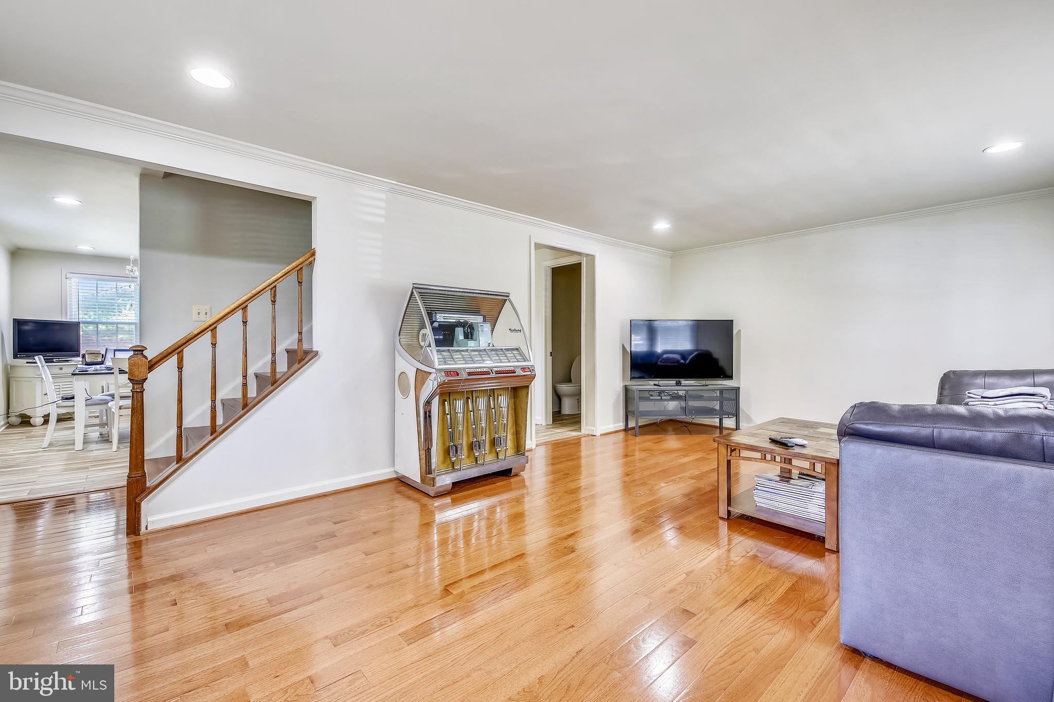 FALLSREACH - Residential Lease