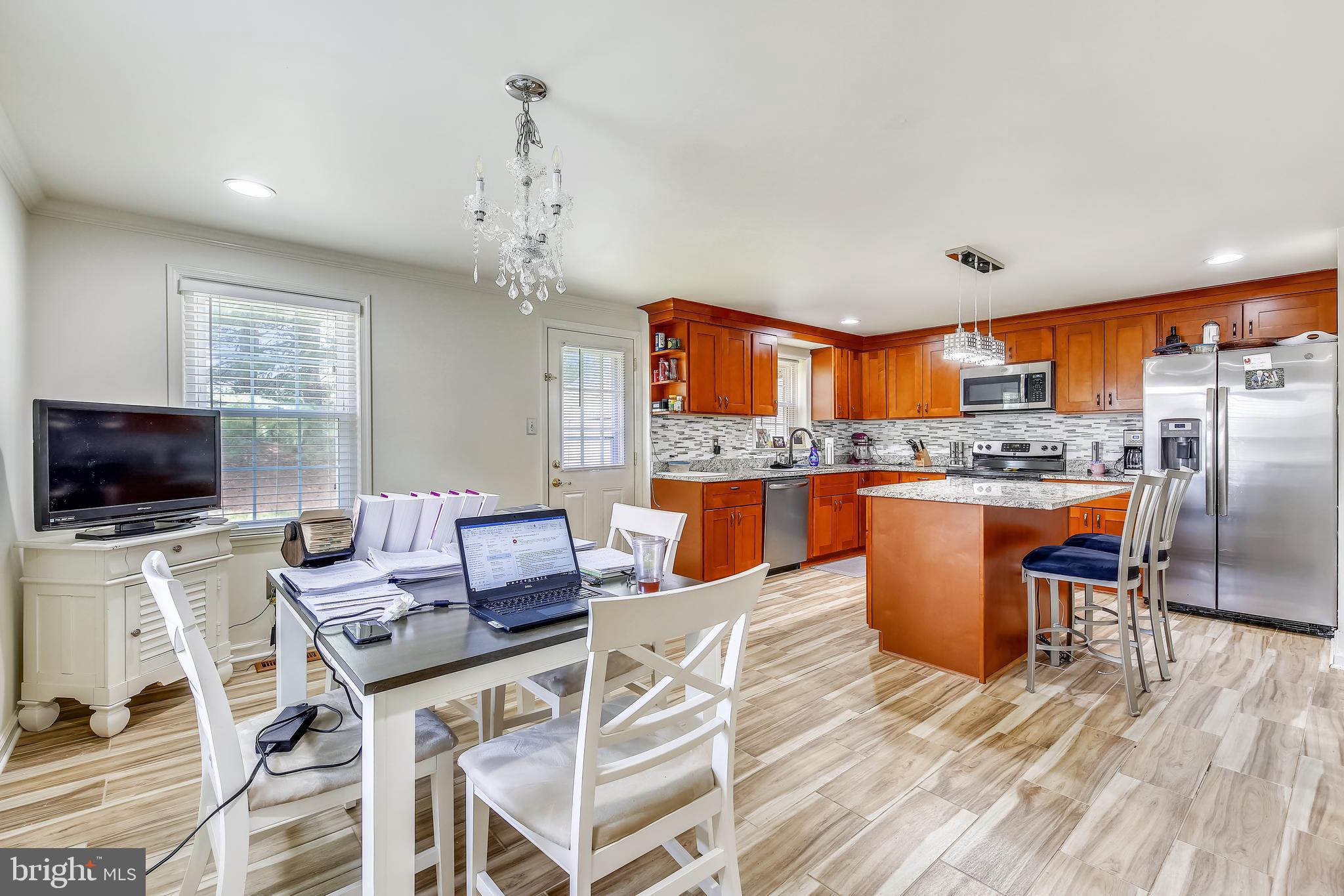 FALLSREACH - Residential Lease