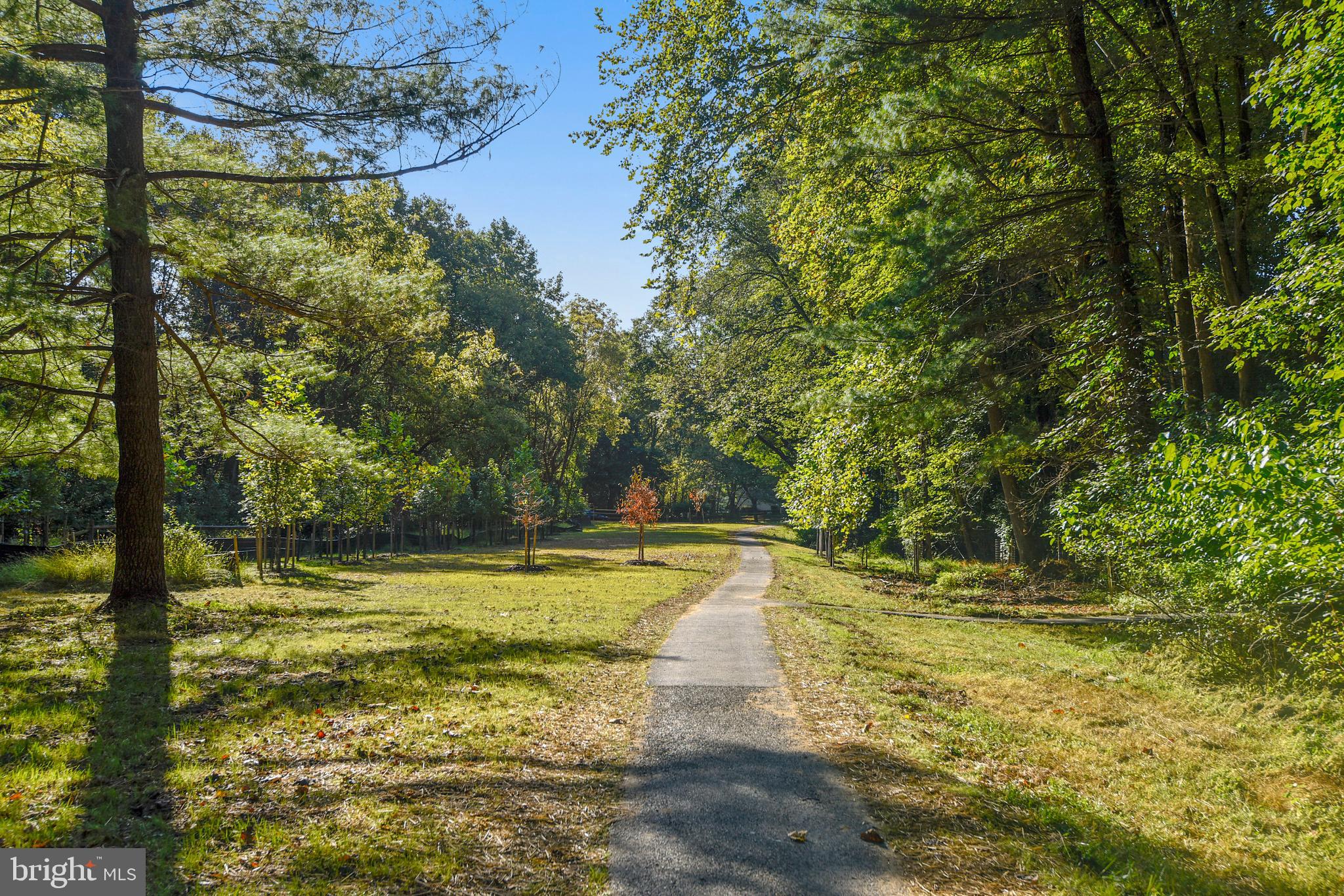 FALLSREACH - Residential Lease