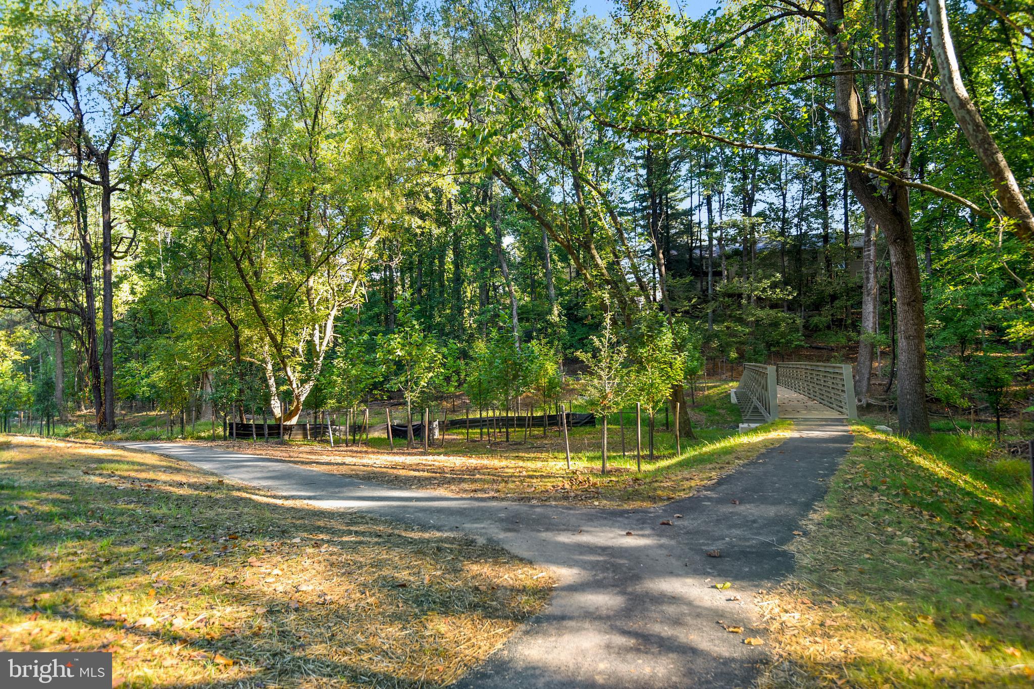 FALLSREACH - Residential Lease