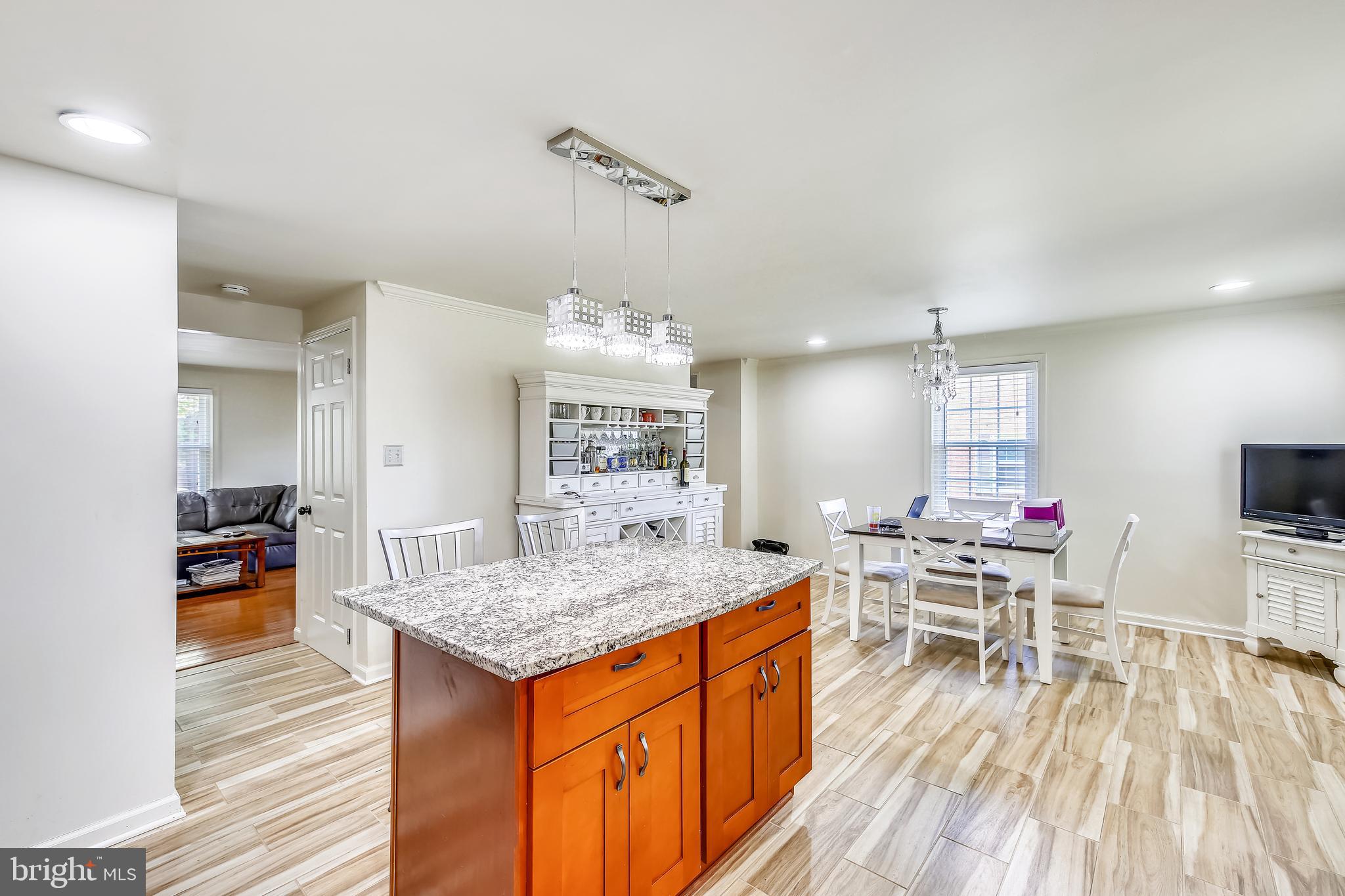 FALLSREACH - Residential Lease