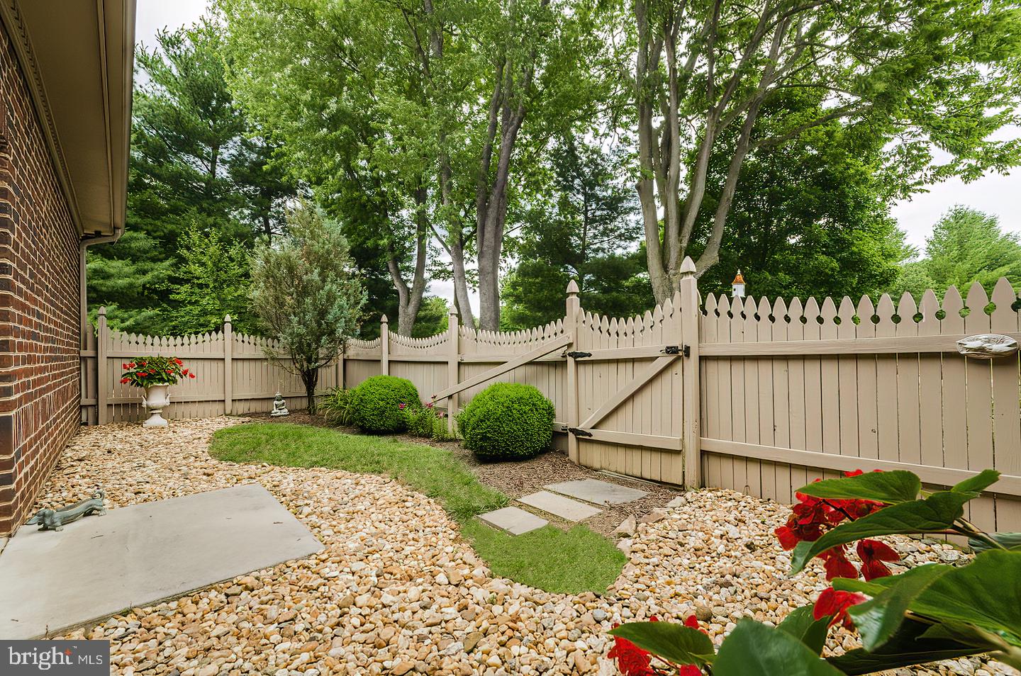 FERNBANK - Residential