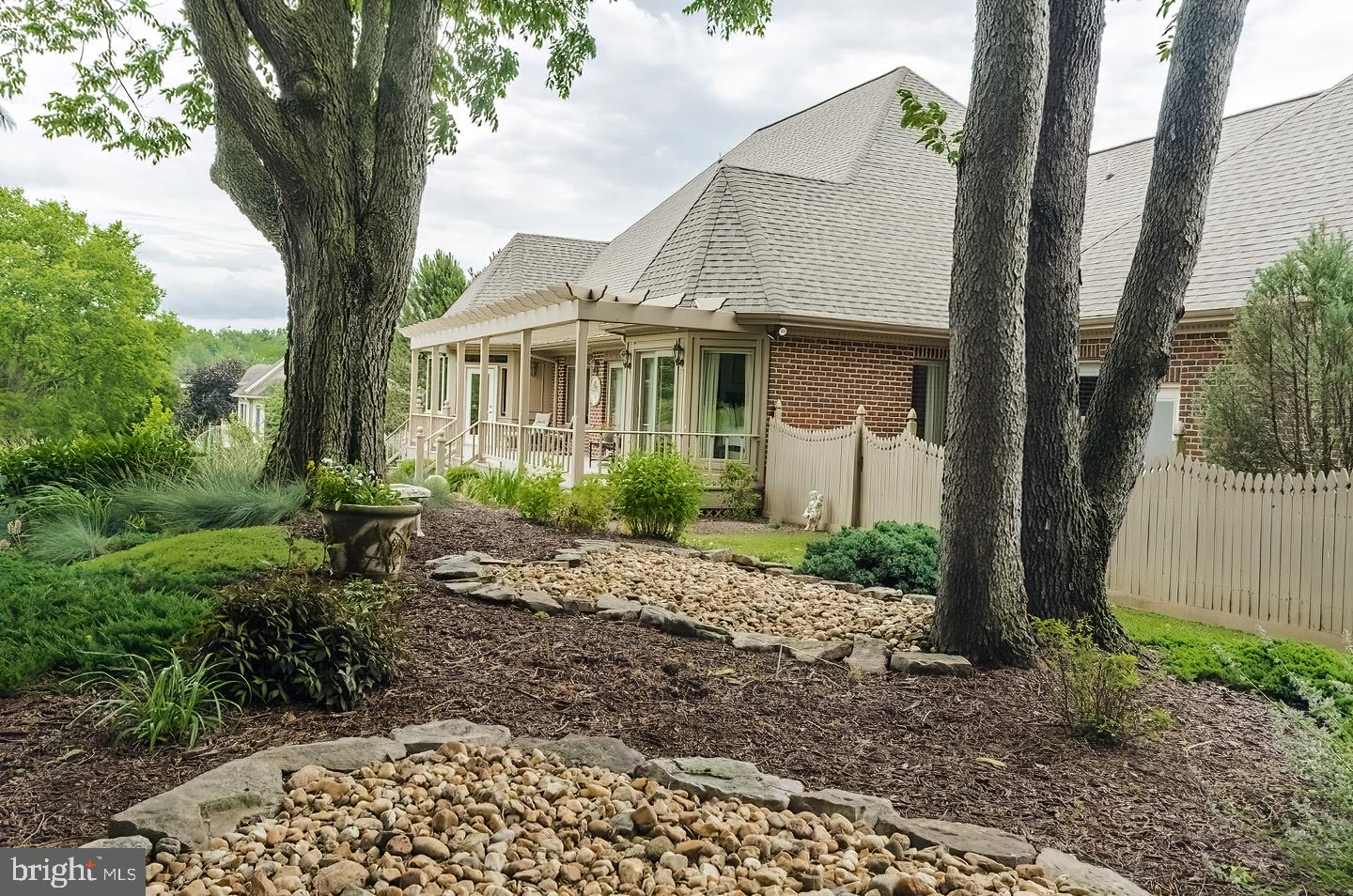 FERNBANK - Residential