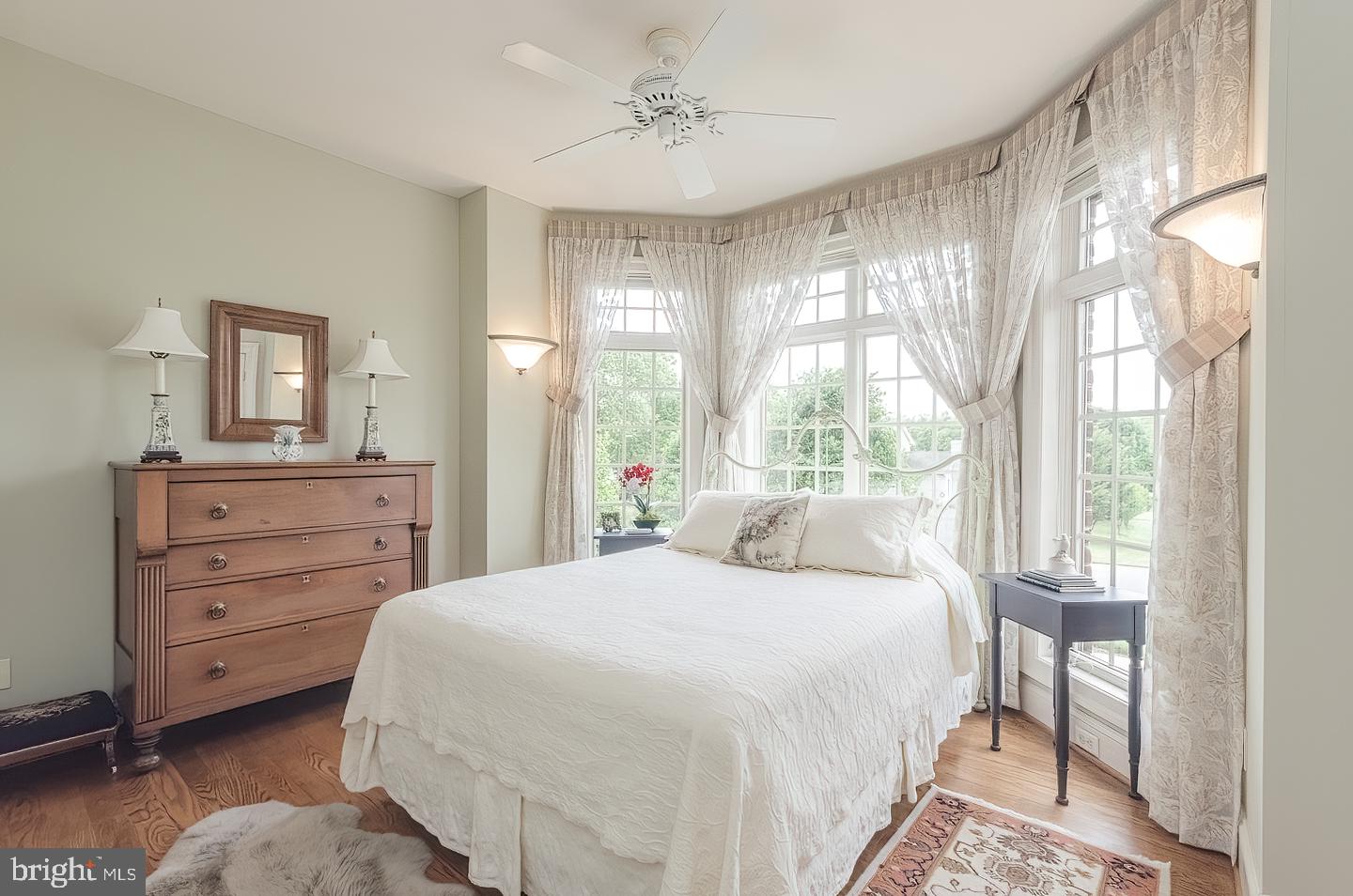 FERNBANK - Residential