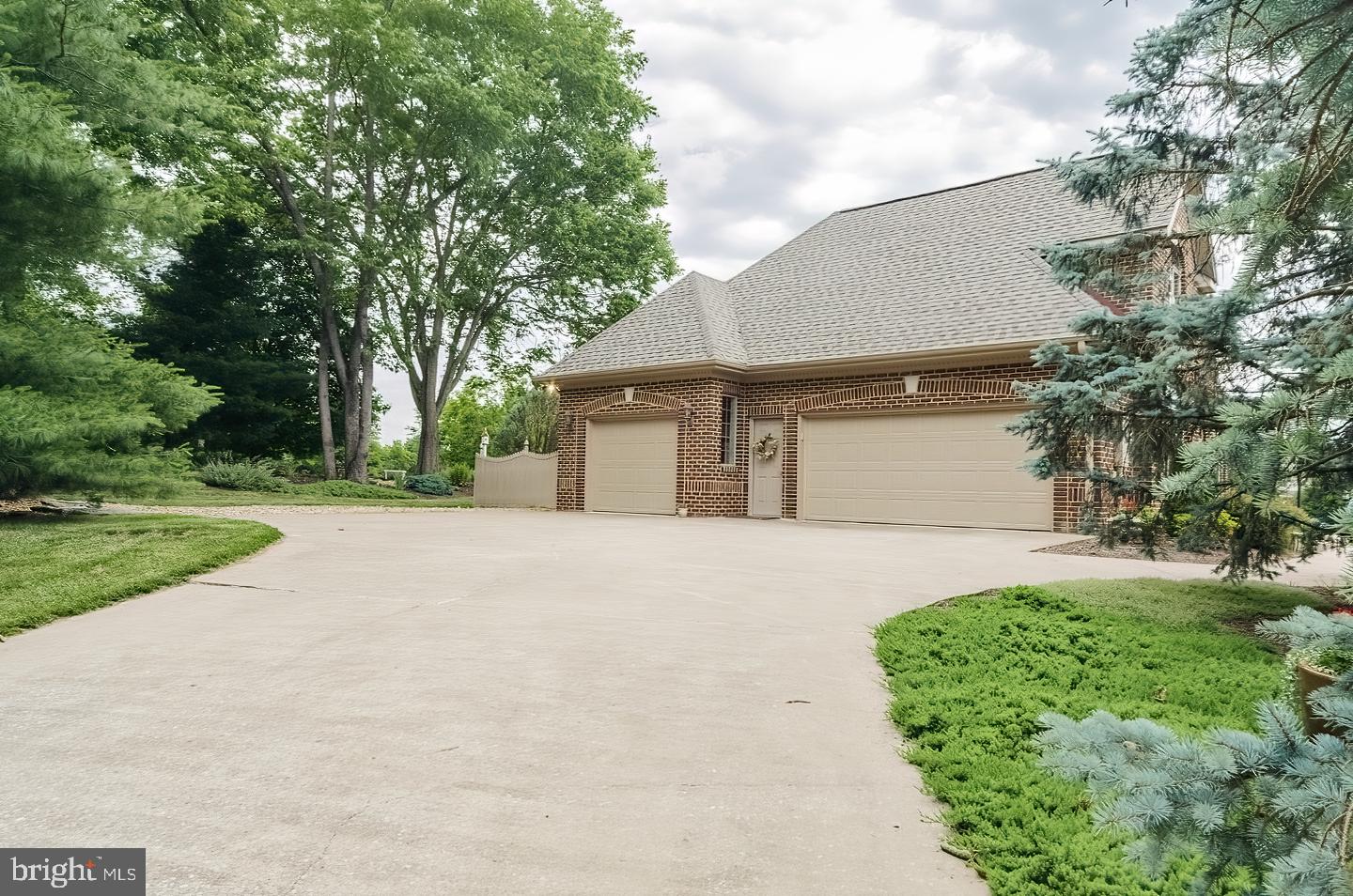 FERNBANK - Residential