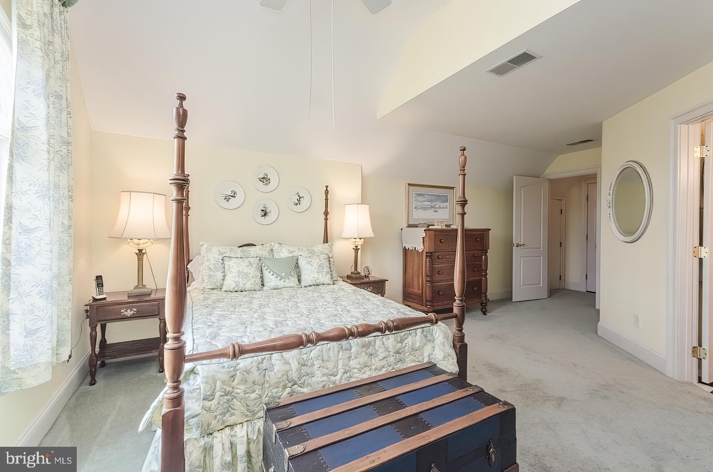 FERNBANK - Residential