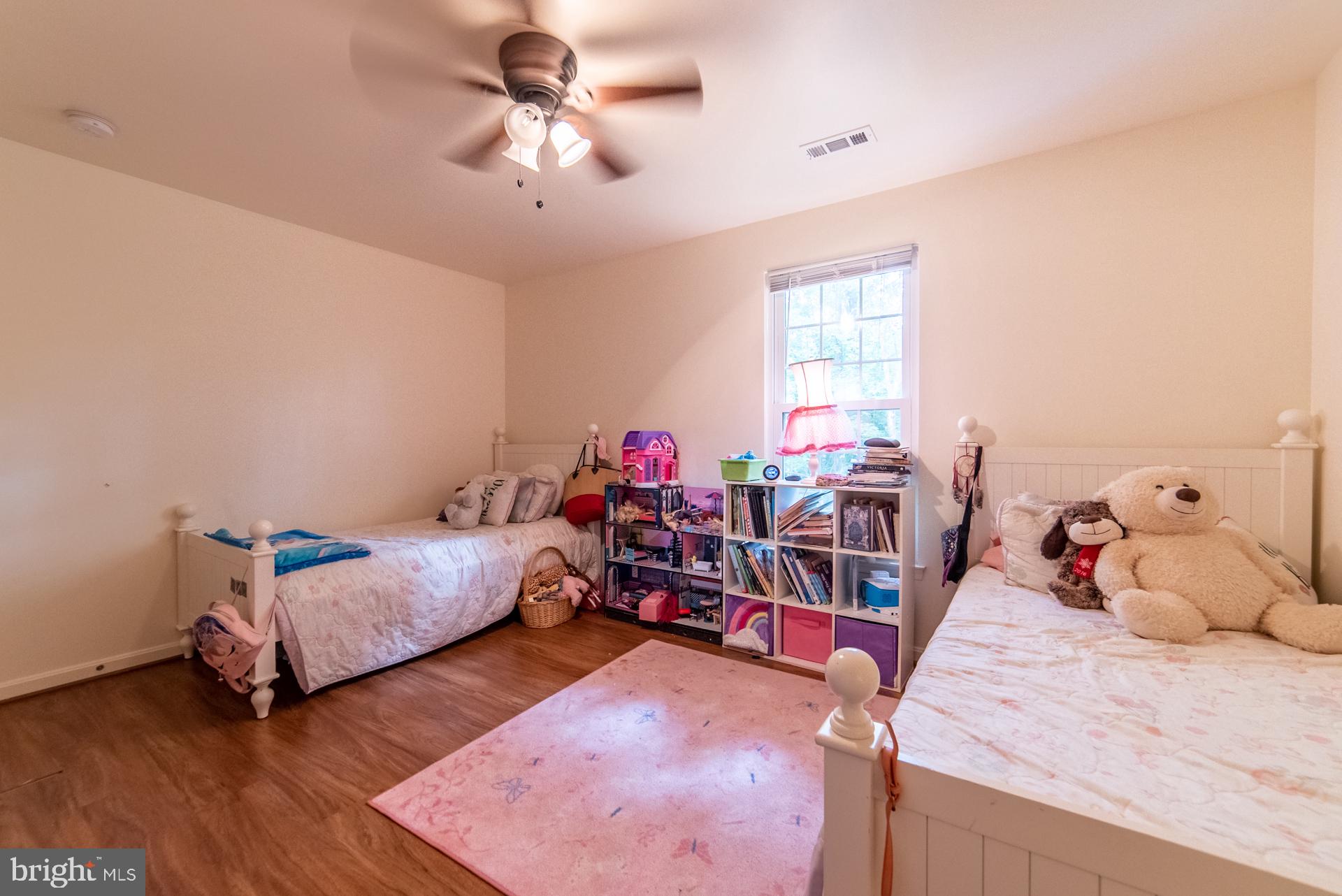 STRATFORD GLEN - Residential Lease