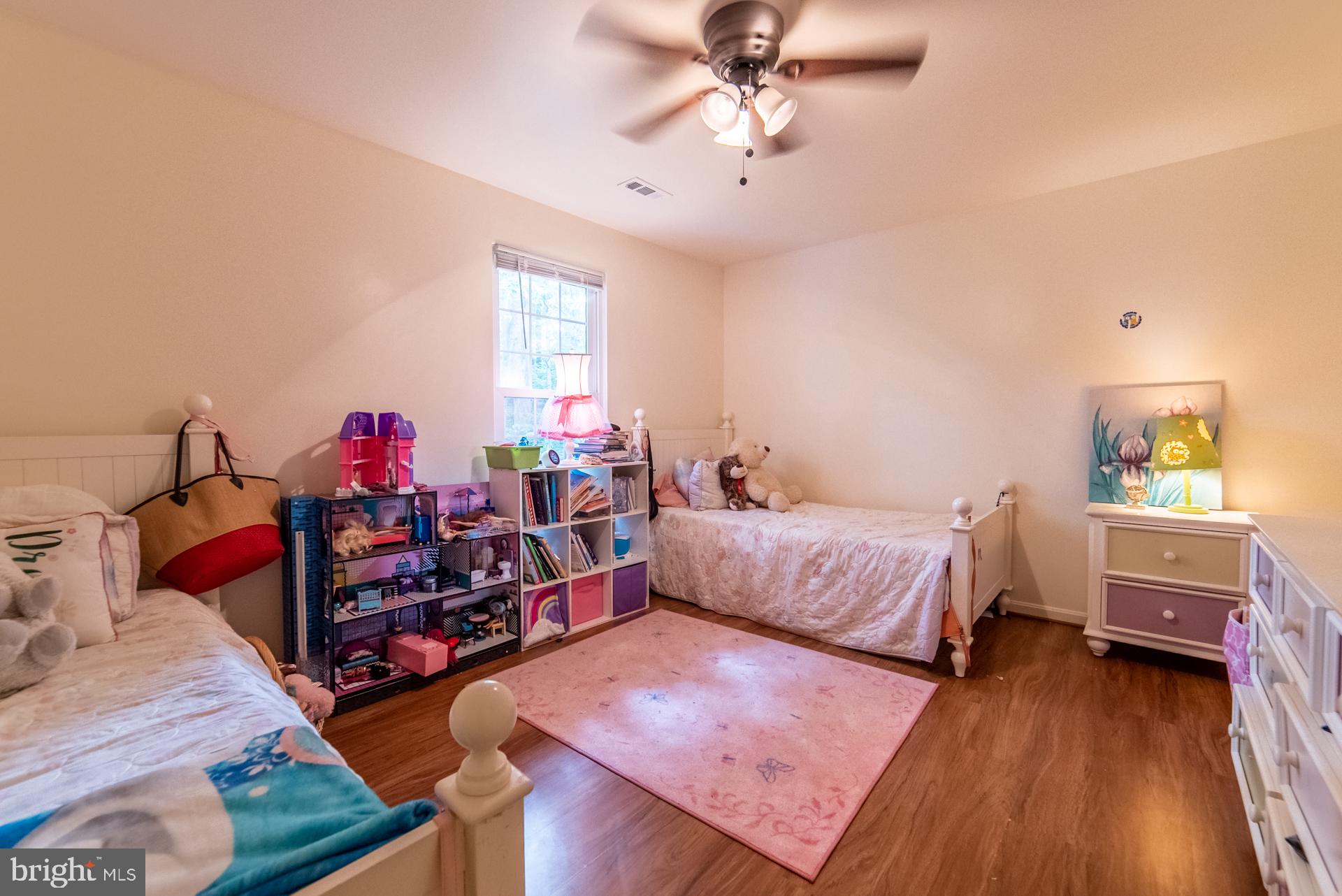 STRATFORD GLEN - Residential Lease