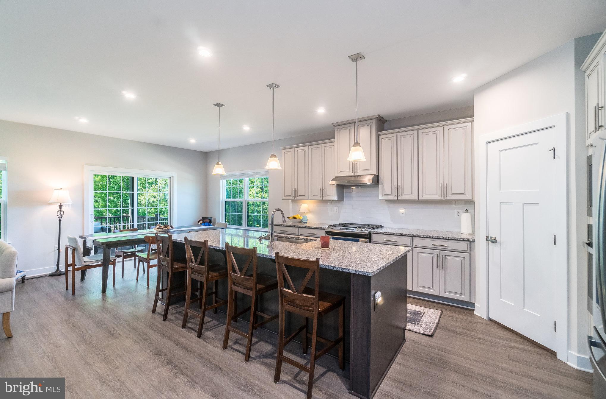 FREDERICKSBURG - Residential