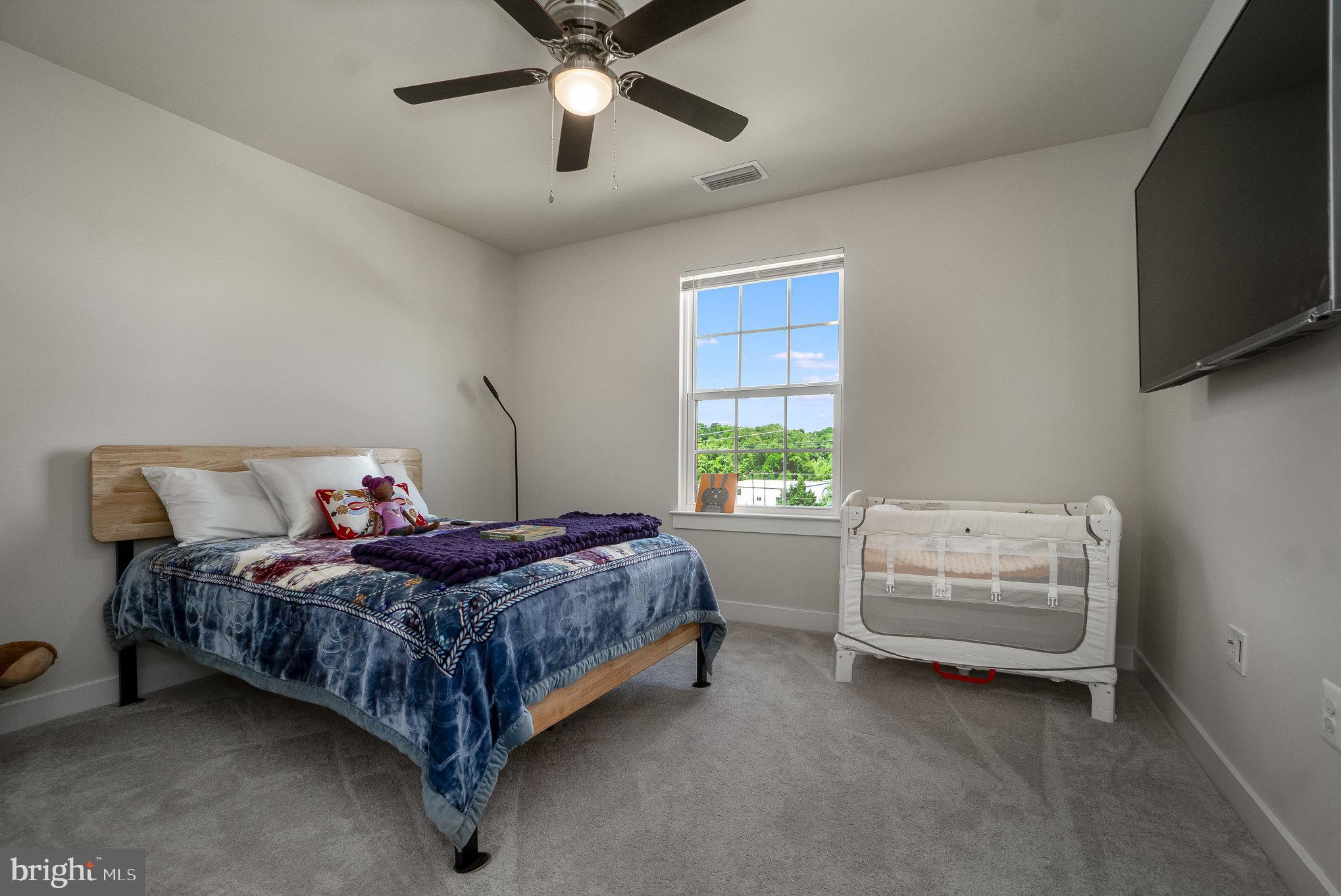 FREDERICKSBURG - Residential