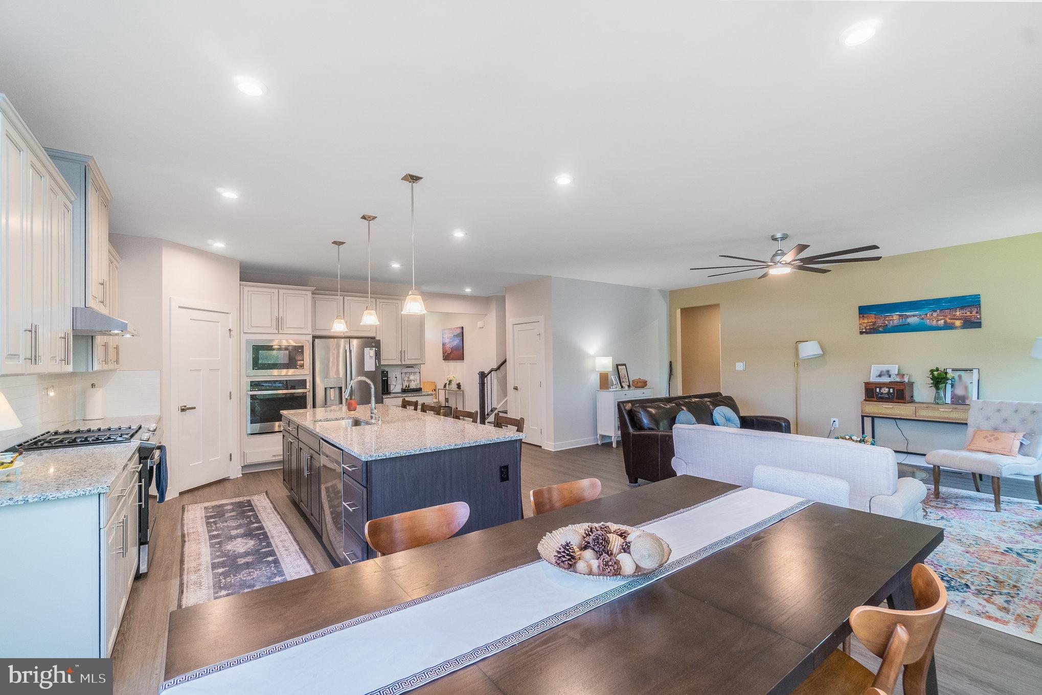 FREDERICKSBURG - Residential