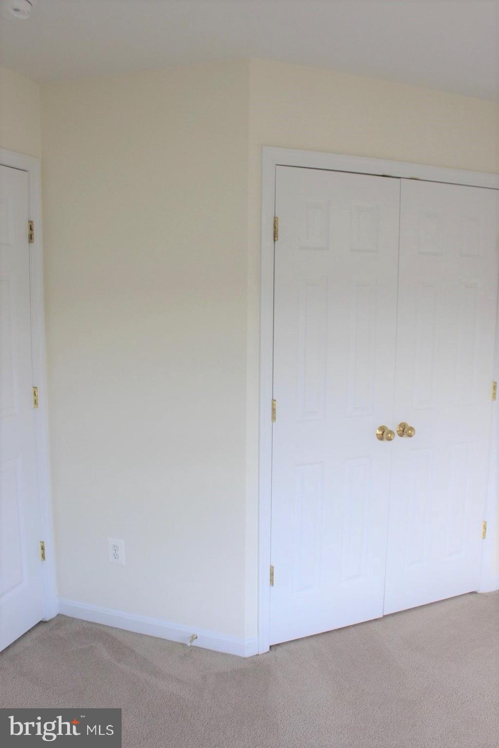 GROVE AT HUNTLEY MEADOWS - Residential Lease