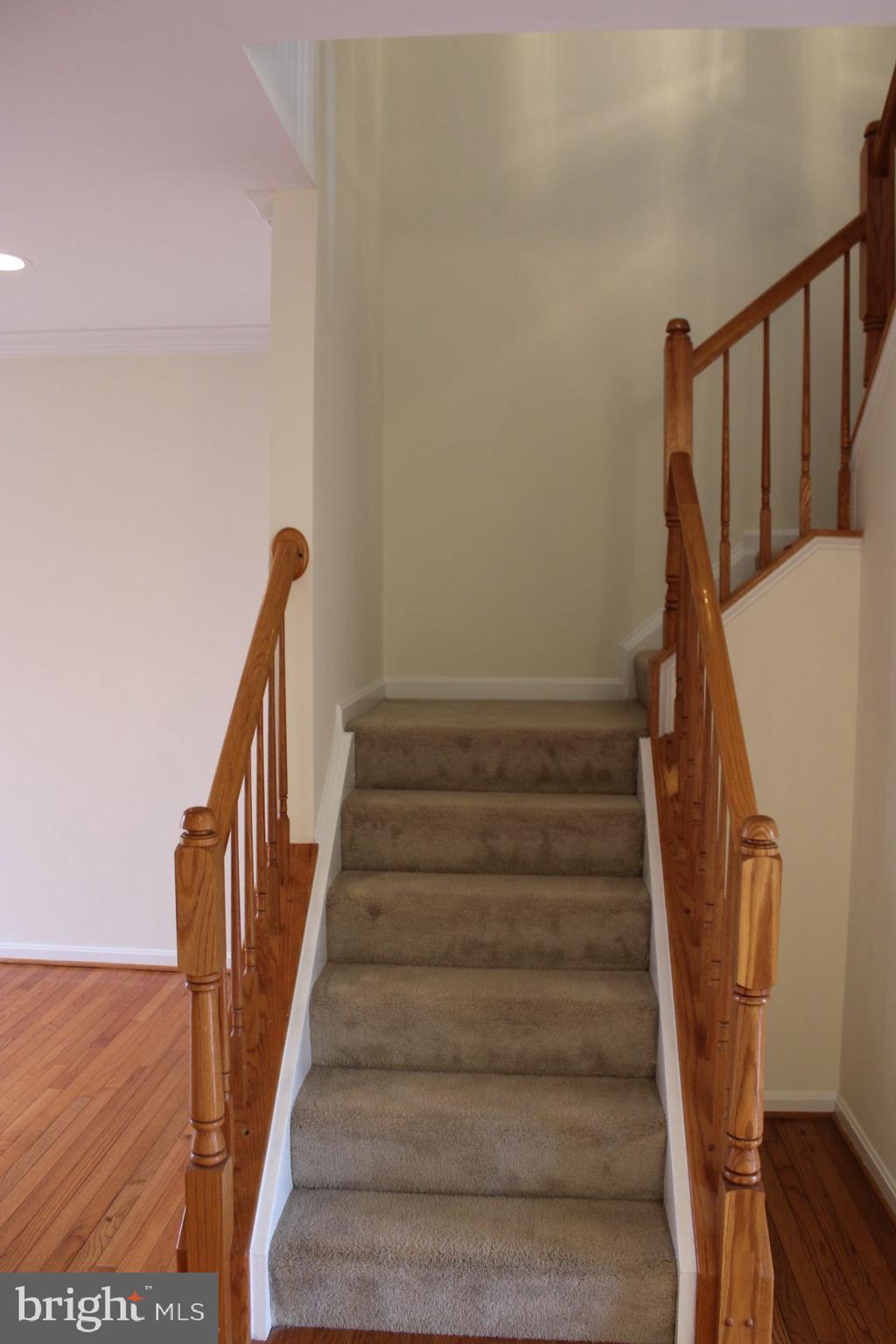 GROVE AT HUNTLEY MEADOWS - Residential Lease