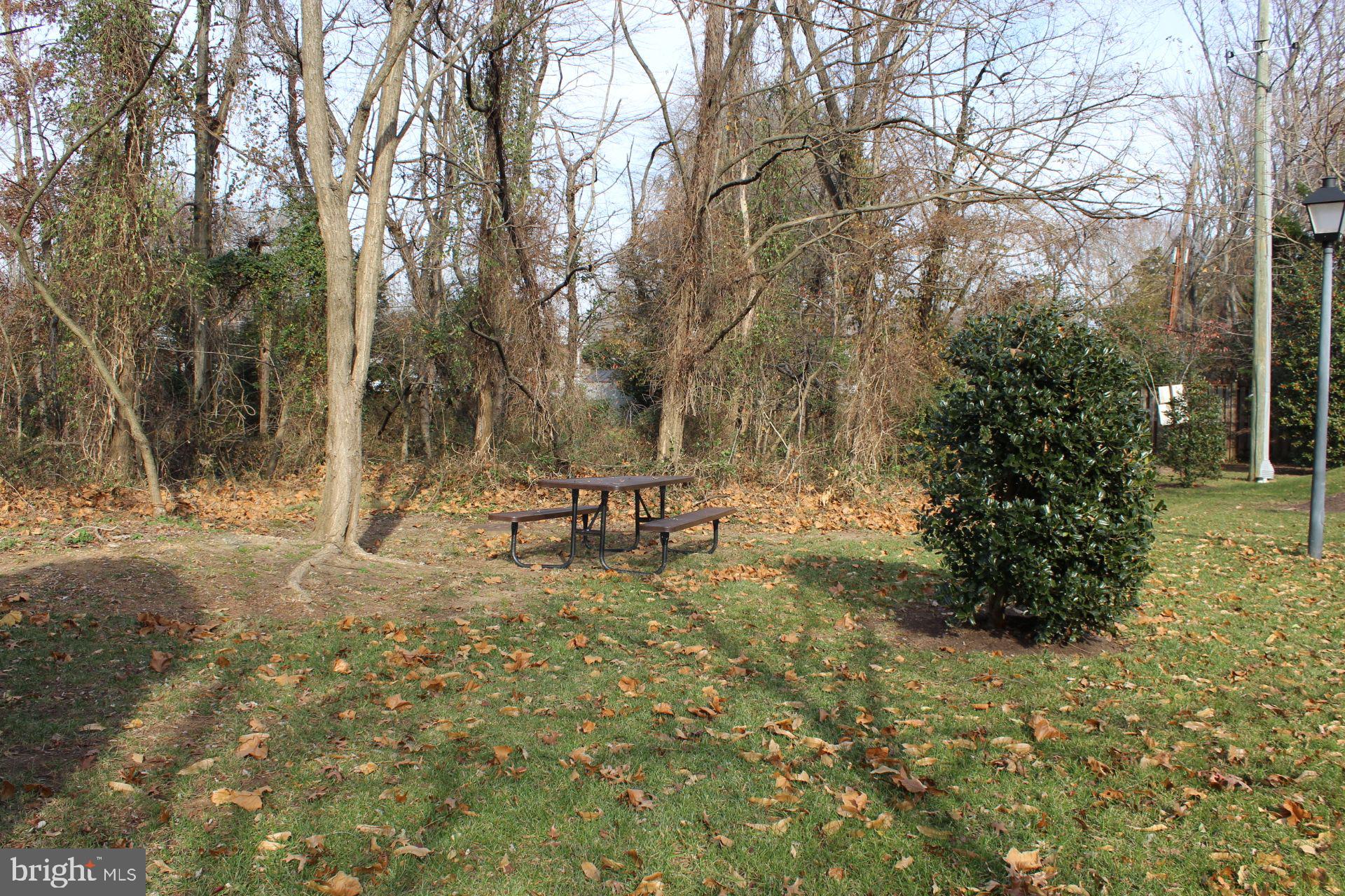 GROVE AT HUNTLEY MEADOWS - Residential Lease