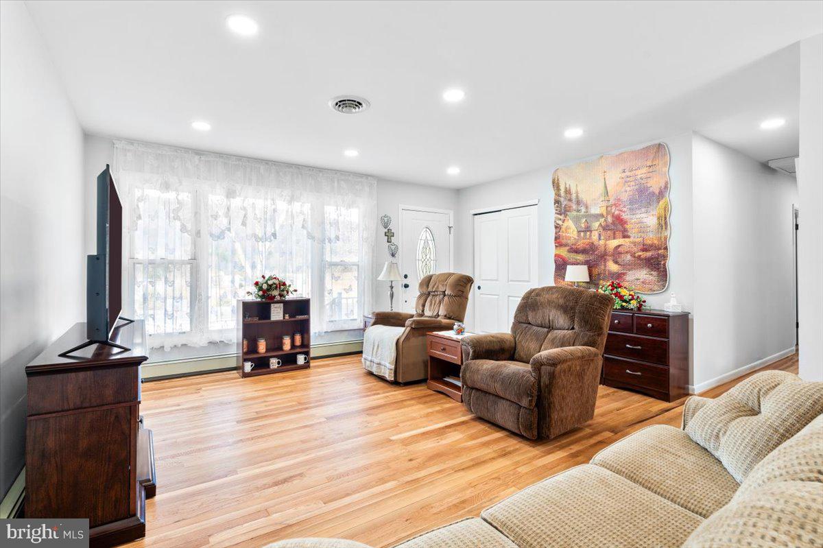 COLONY HEIGHTS - Residential