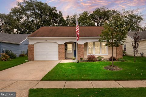 Photo of 36 Cotherstone Drive, SOUTHAMPTON, NJ 08088 (MLS # NJBL2096064)