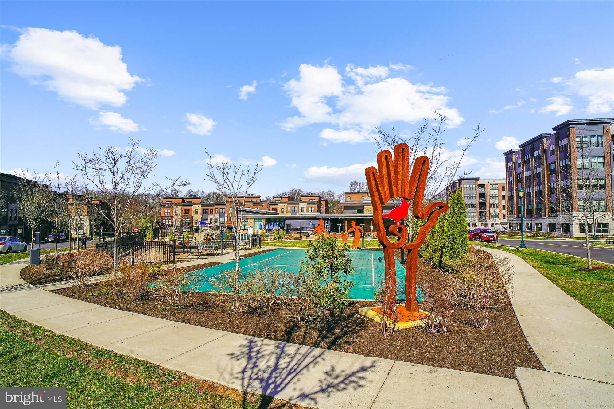 TOWER OAKS - Residential