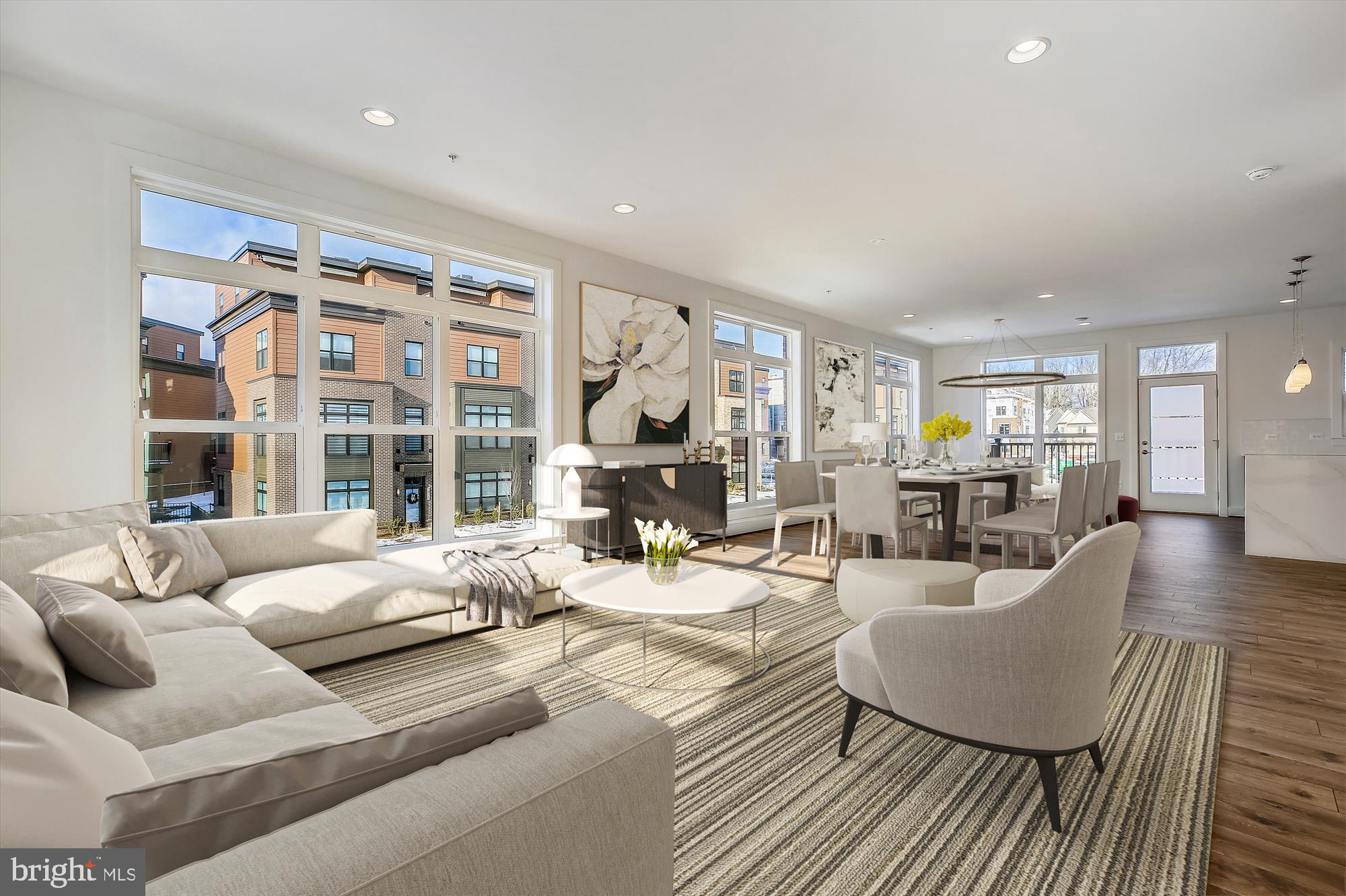 TOWER OAKS - Residential