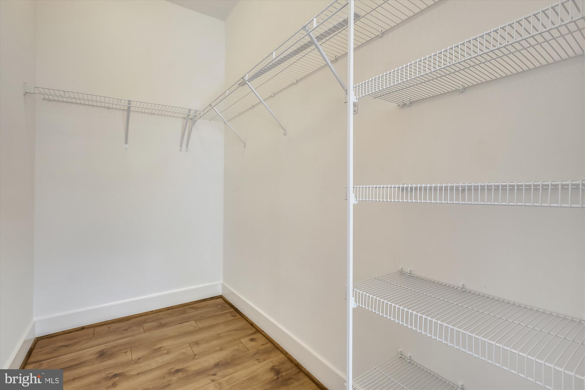 TOWER OAKS - Residential