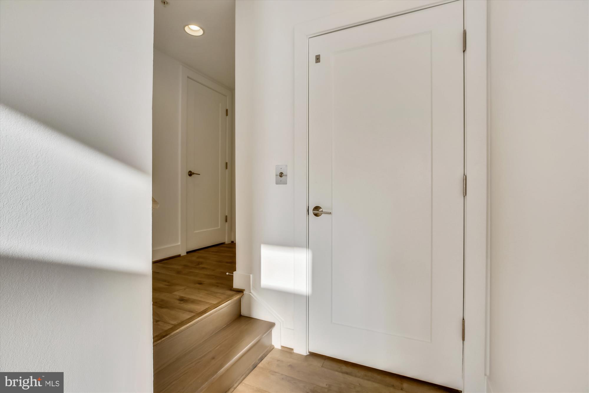 TOWER OAKS - Residential