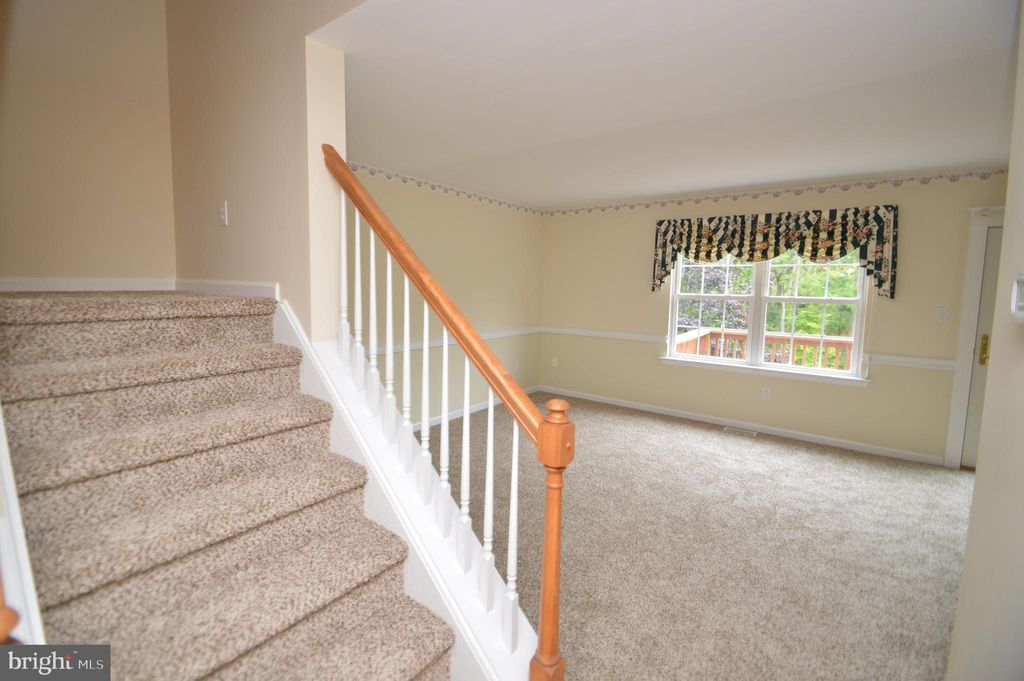 Photo of 479 MEADOWLARK LN, MANHEIM, PA 17545 (MLS # PALA2036816)