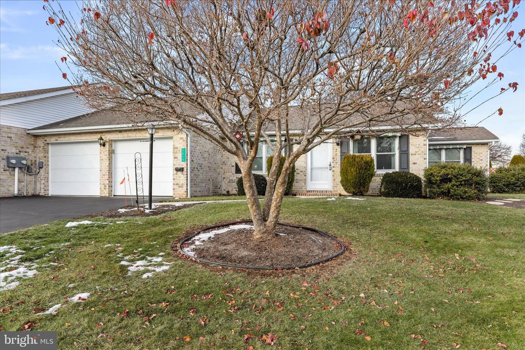 Photo of 2419 Mccleary Drive, CHAMBERSBURG, PA 17201 (MLS # PAFL2031792)