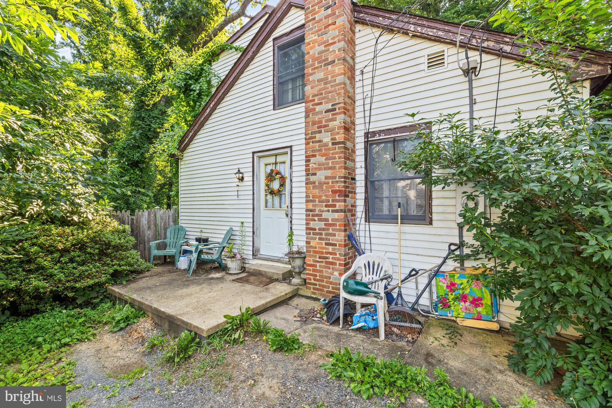 WAPLES MILL - Residential