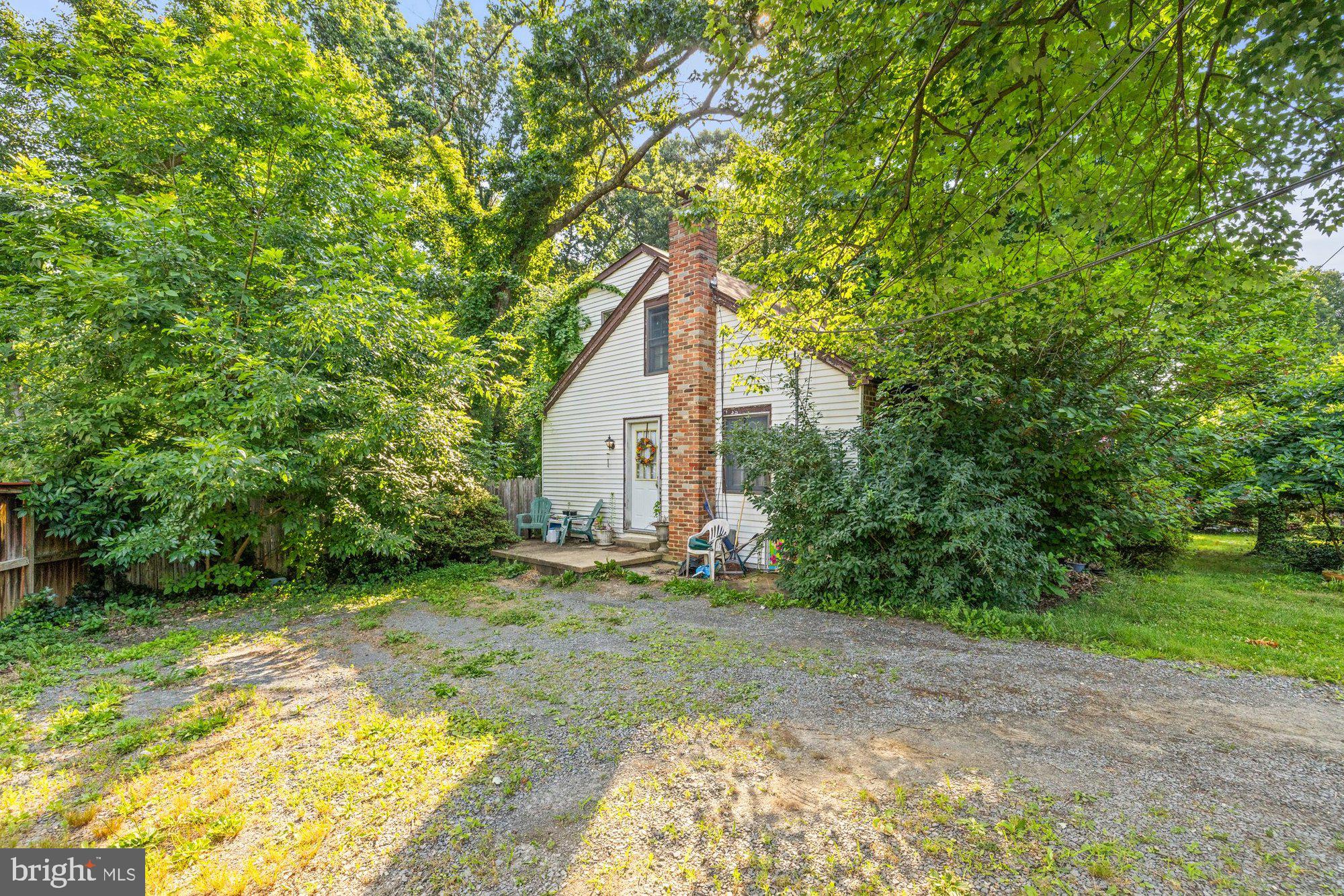 WAPLES MILL - Residential