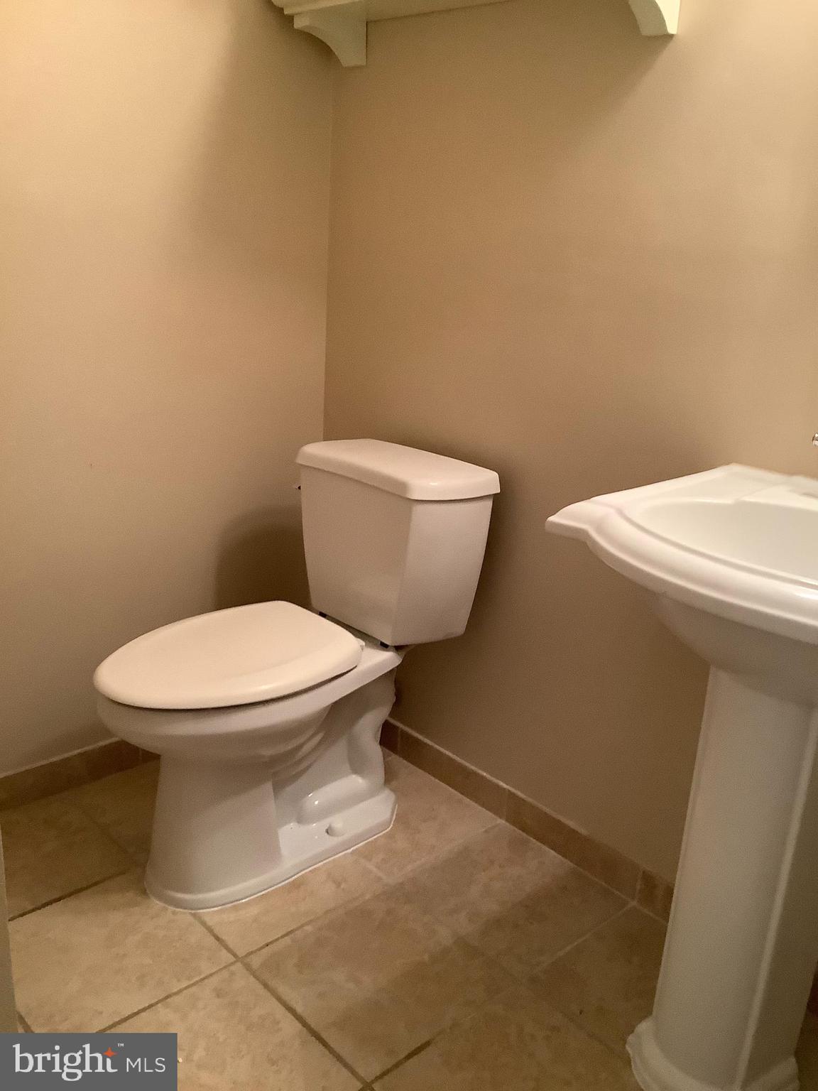 RAINTREE - Residential Lease