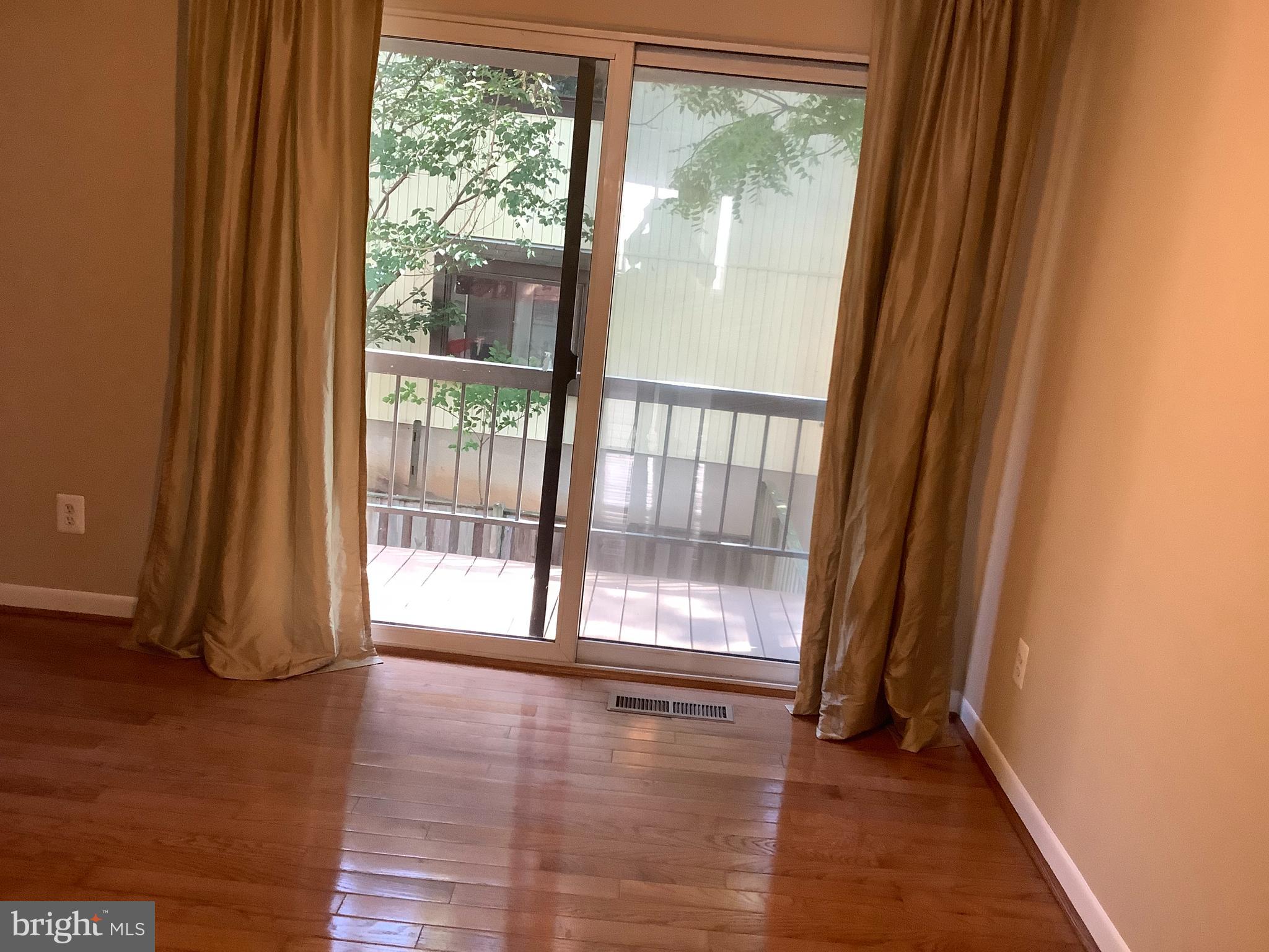 RAINTREE - Residential Lease