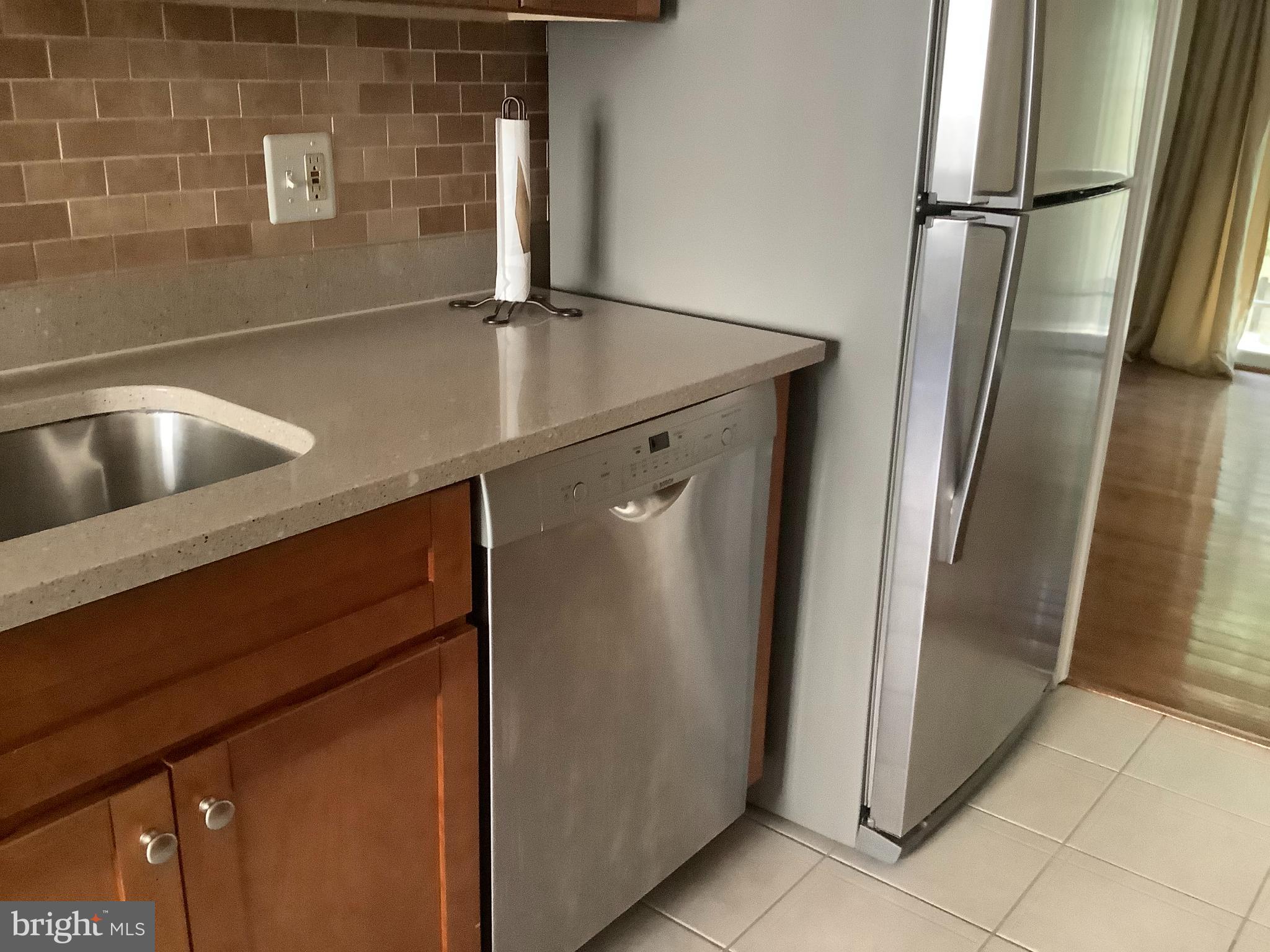 RAINTREE - Residential Lease