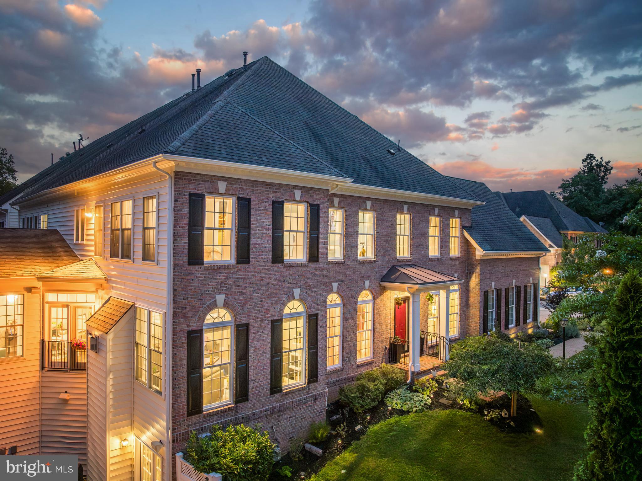 LANSDOWNE ON THE POTOMAC - Residential