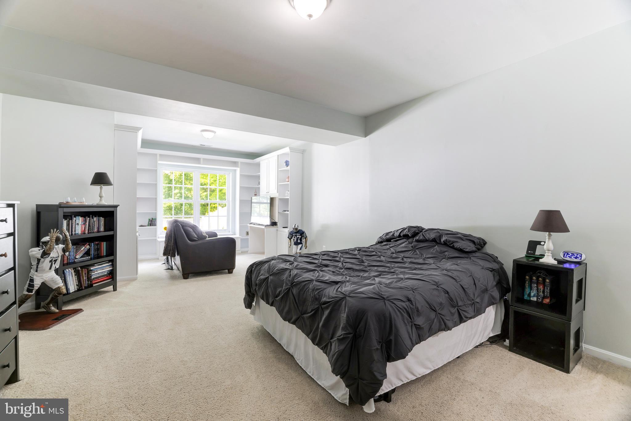 LANSDOWNE ON THE POTOMAC - Residential