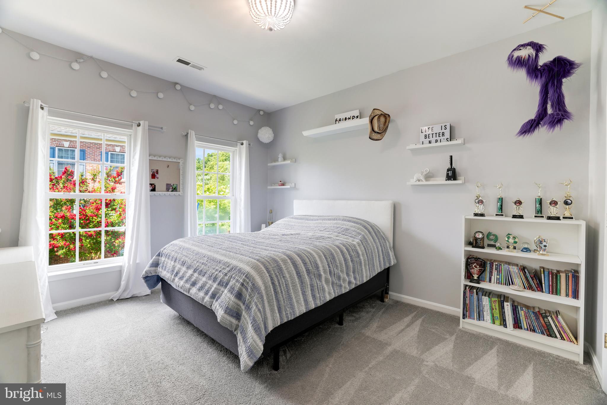 LANSDOWNE ON THE POTOMAC - Residential